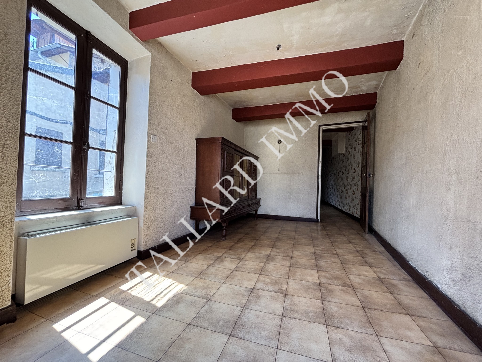 Exclusivité Tallard, maison de village à rénover, terrasse, garage et cave. — photo 7