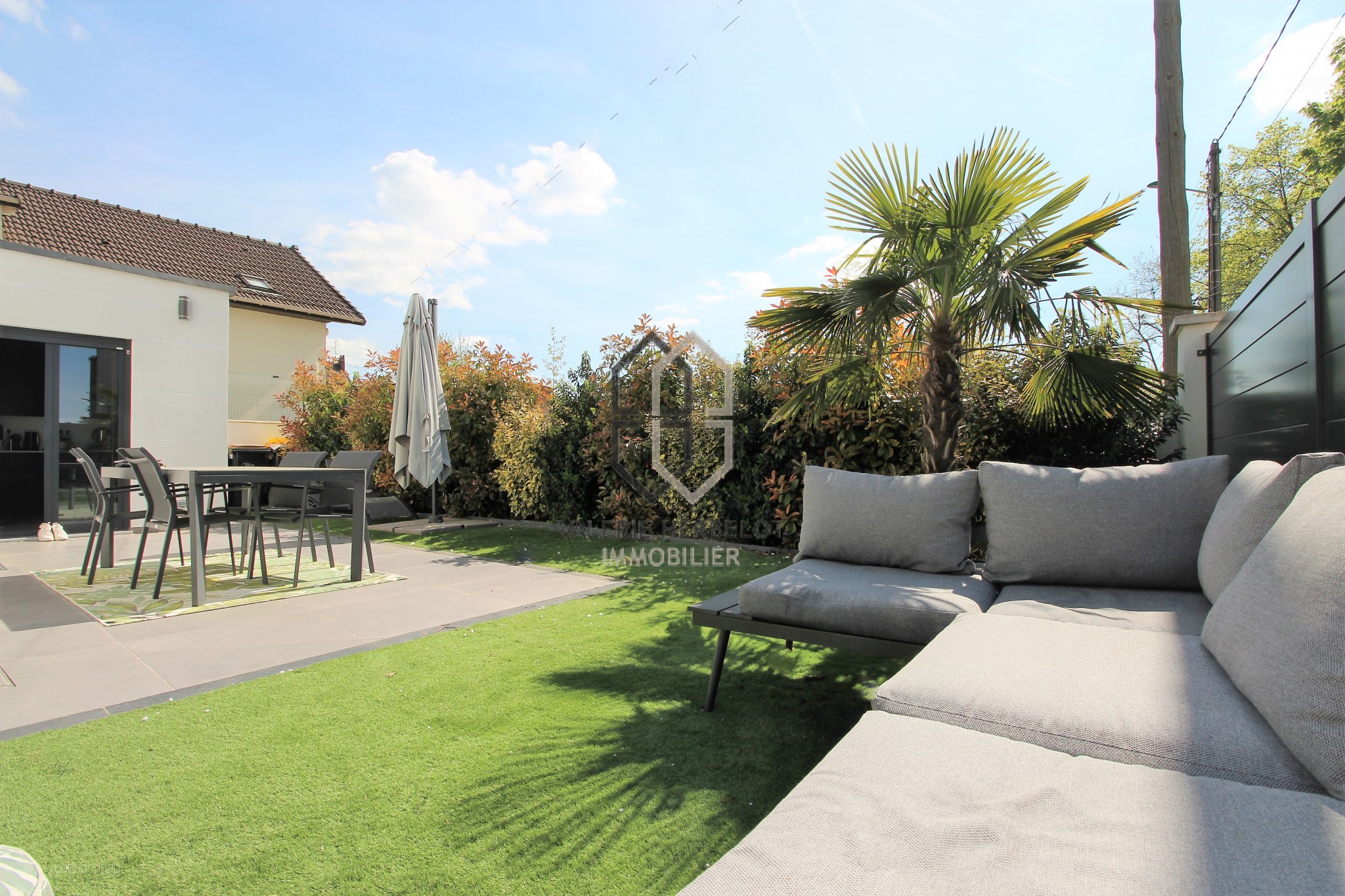 Modernité et confort pour cette agréable maison de 2020 — photo 2