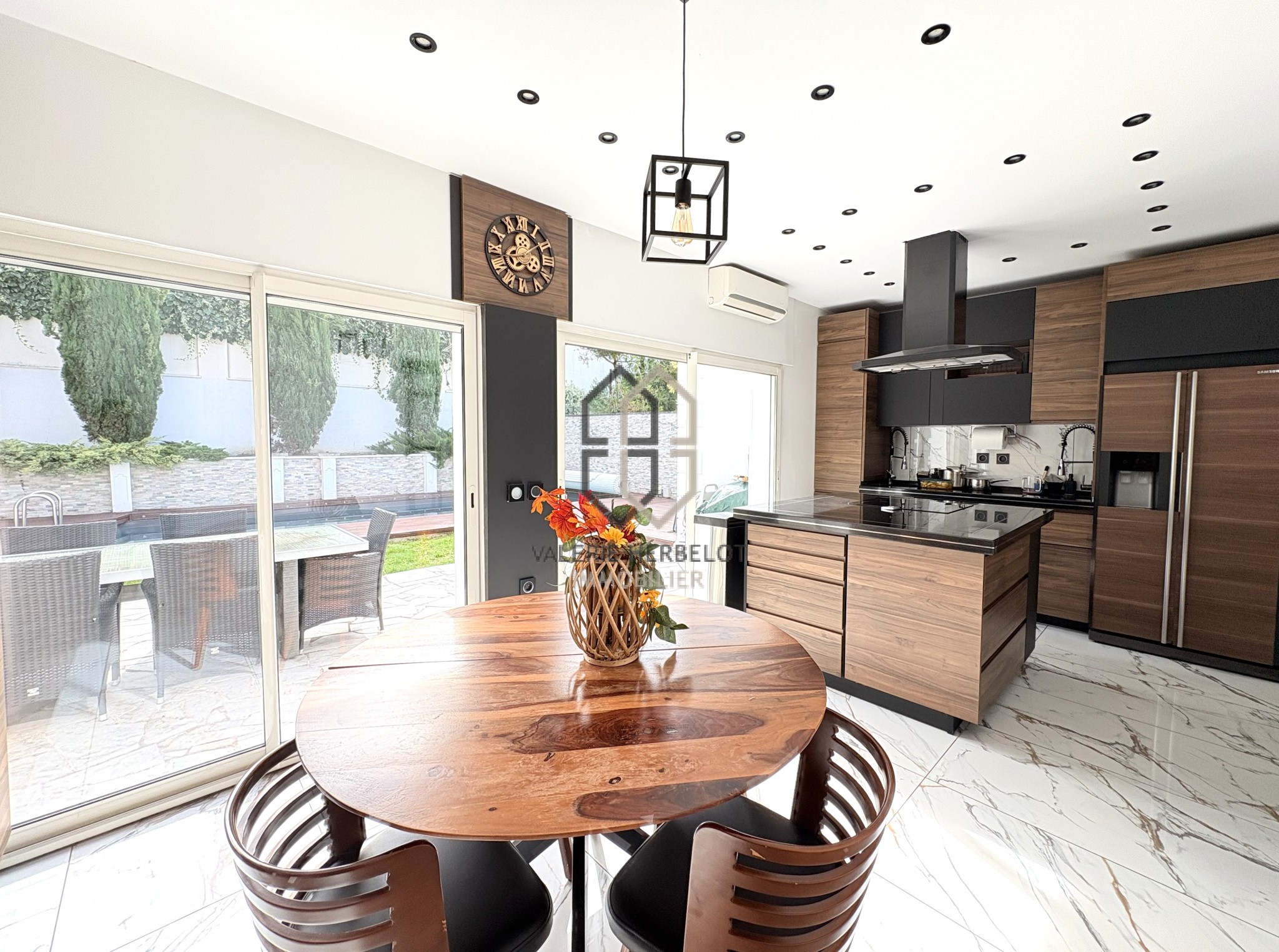 Maison contemporaine à proximité immédiate de la Varenne — photo 11
