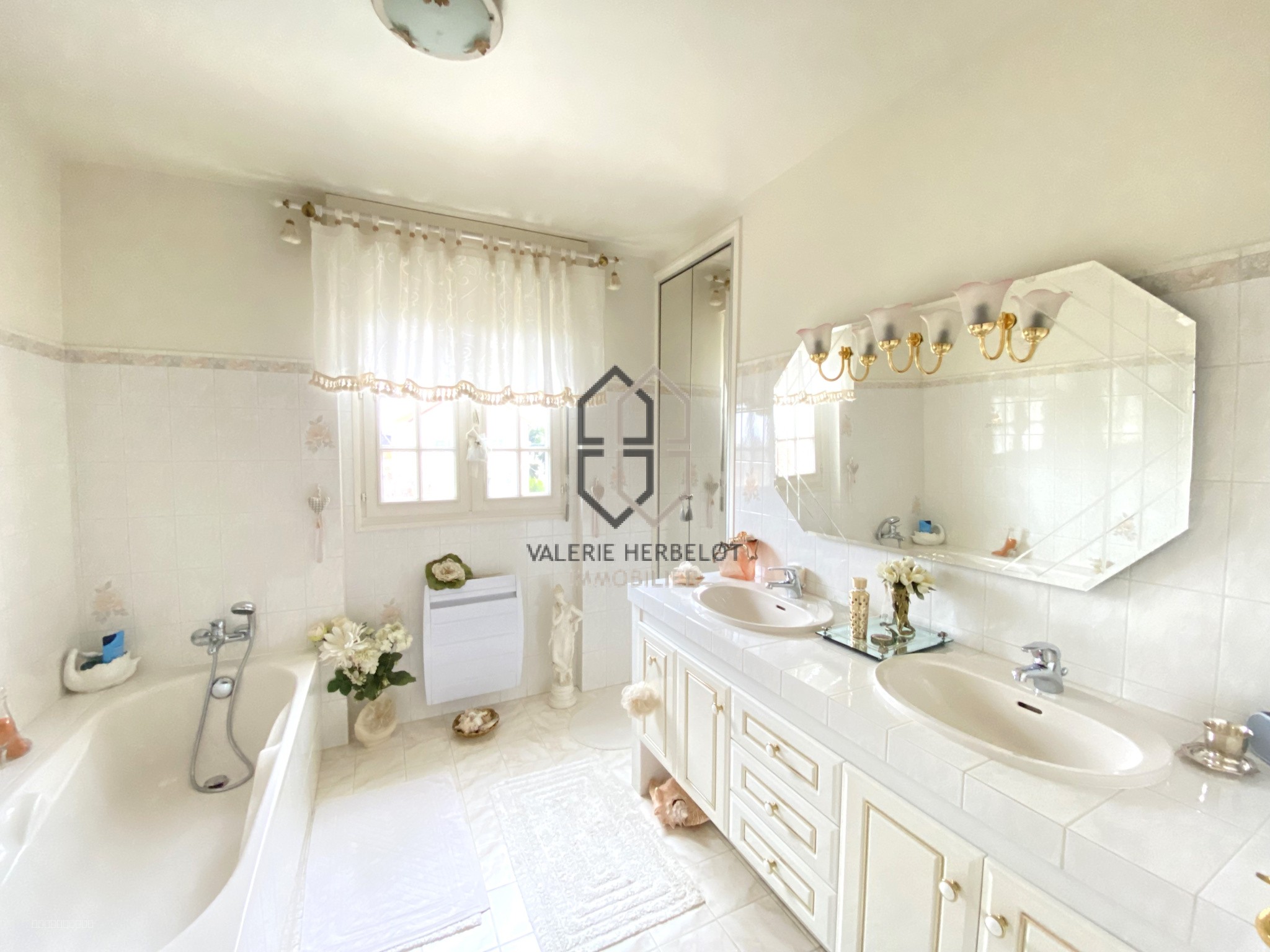 Mansard recent tout confort — photo 12