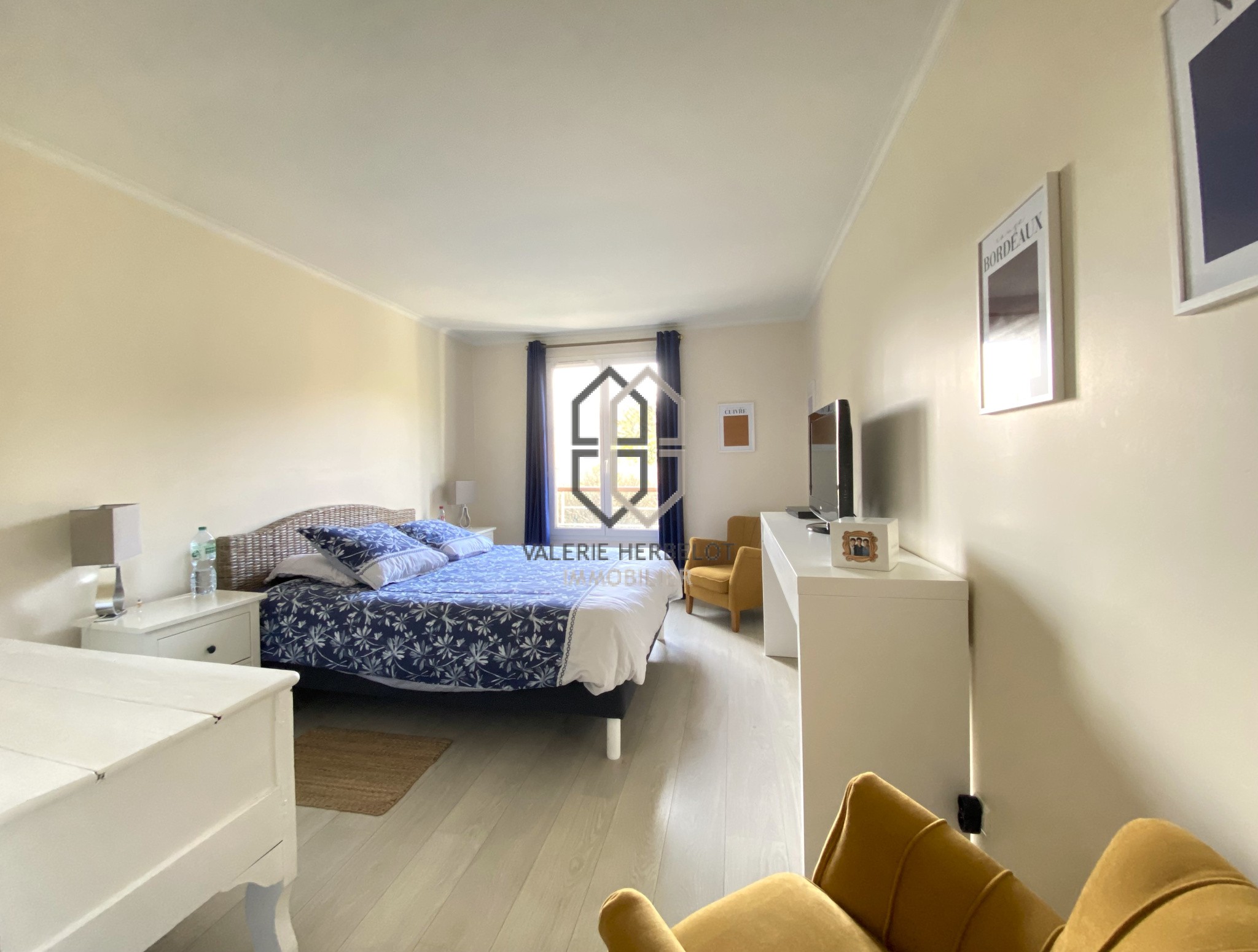 Superbe maison dans un environnement privilégié, à proximité du Golf d'Ormesson — photo 8