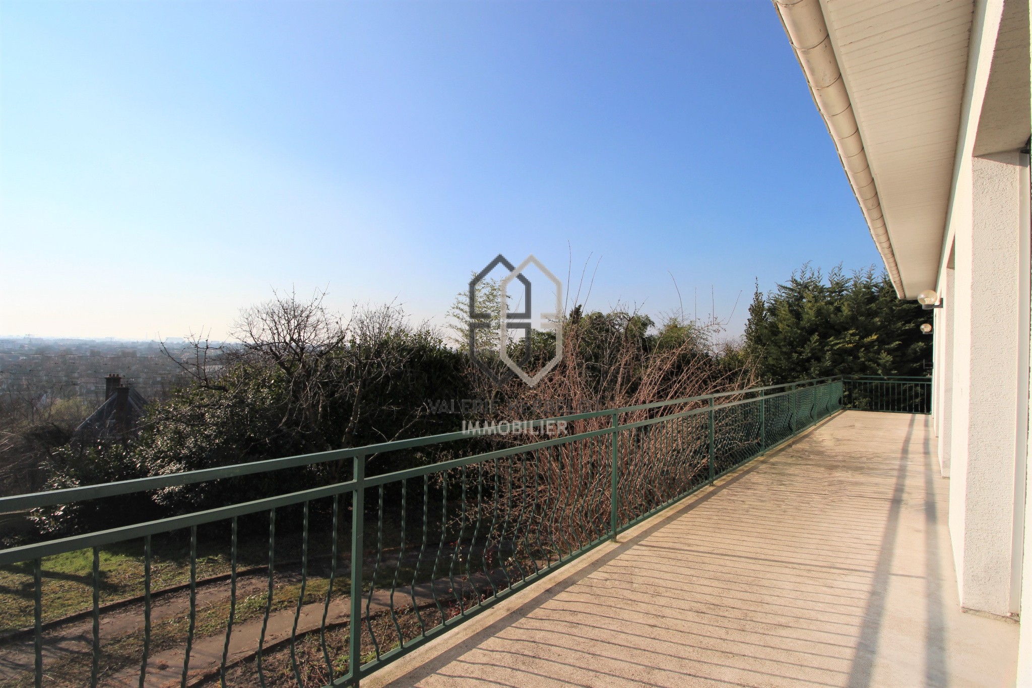 Belle maison spacieuse avec vue Paris — photo 4