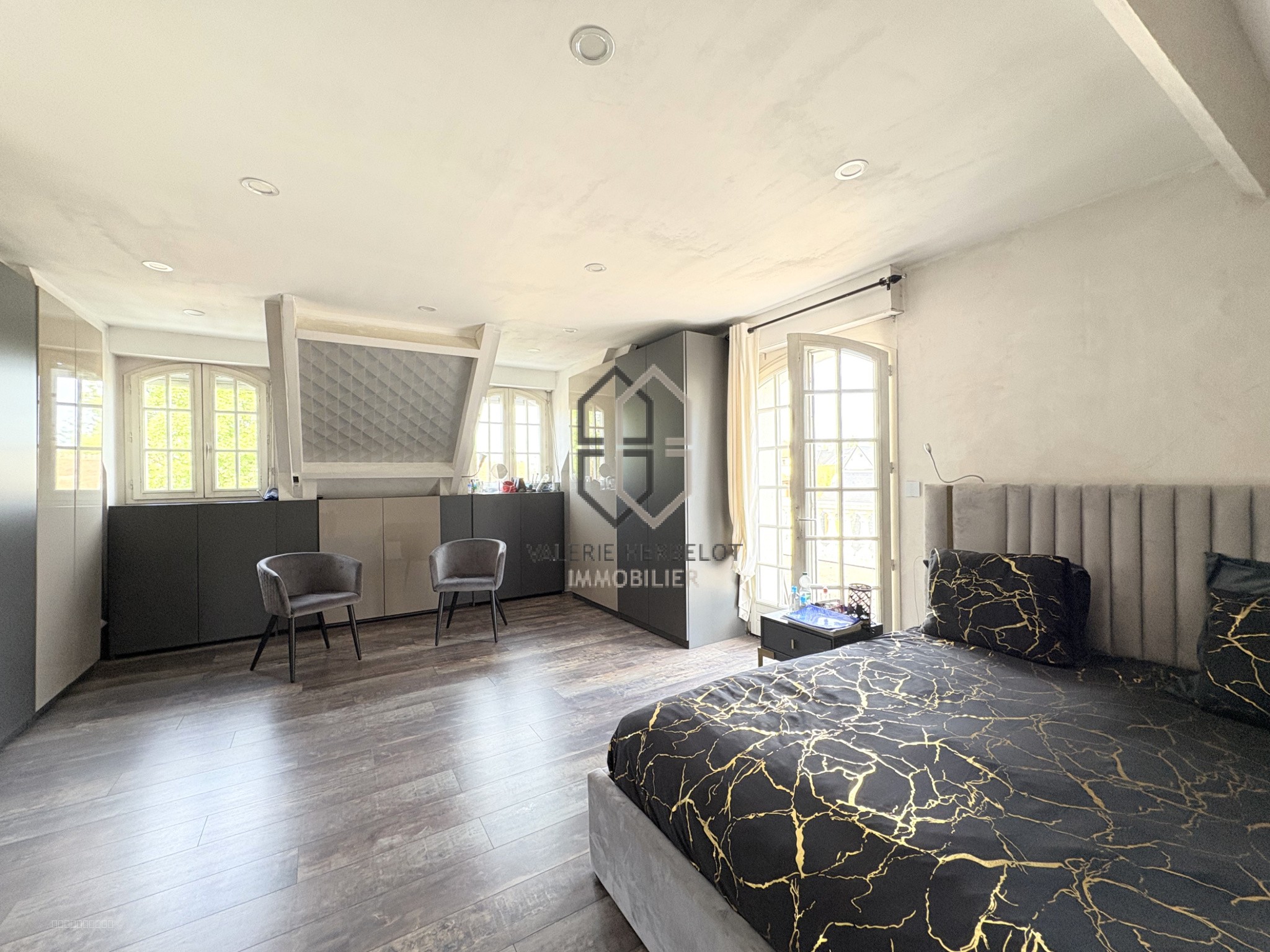 Maison contemporaine à proximité immédiate de la Varenne — photo 14