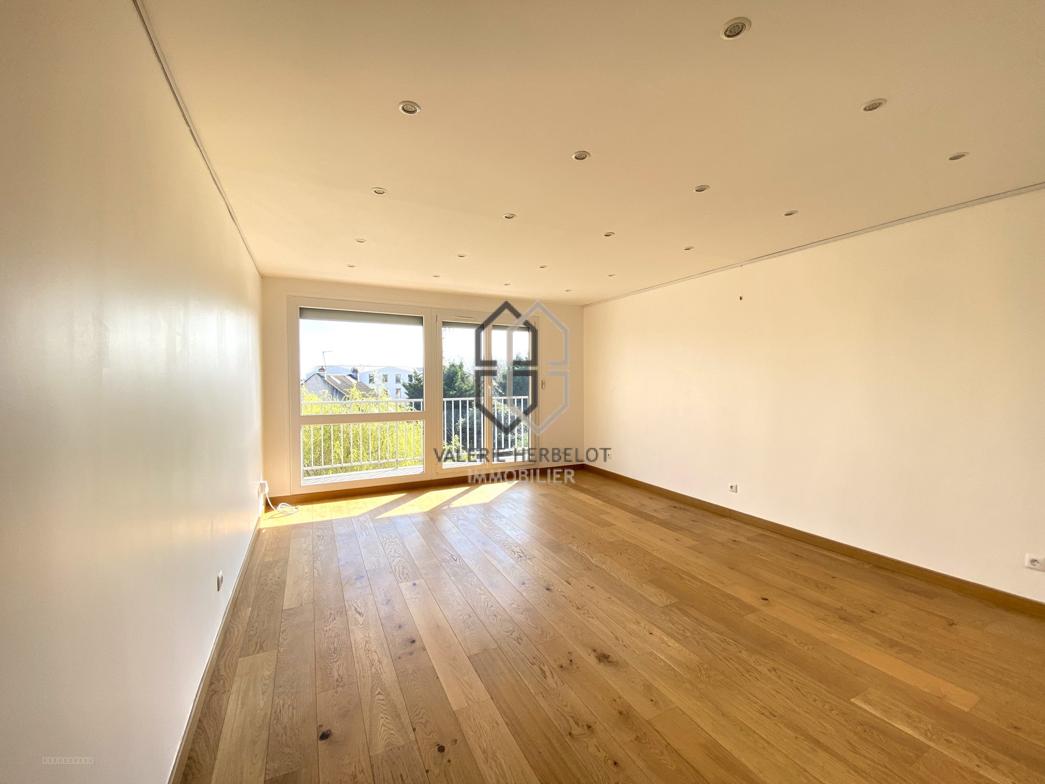 Magnifique Appartement 3 pièces avec balcon en centre ville — photo 4