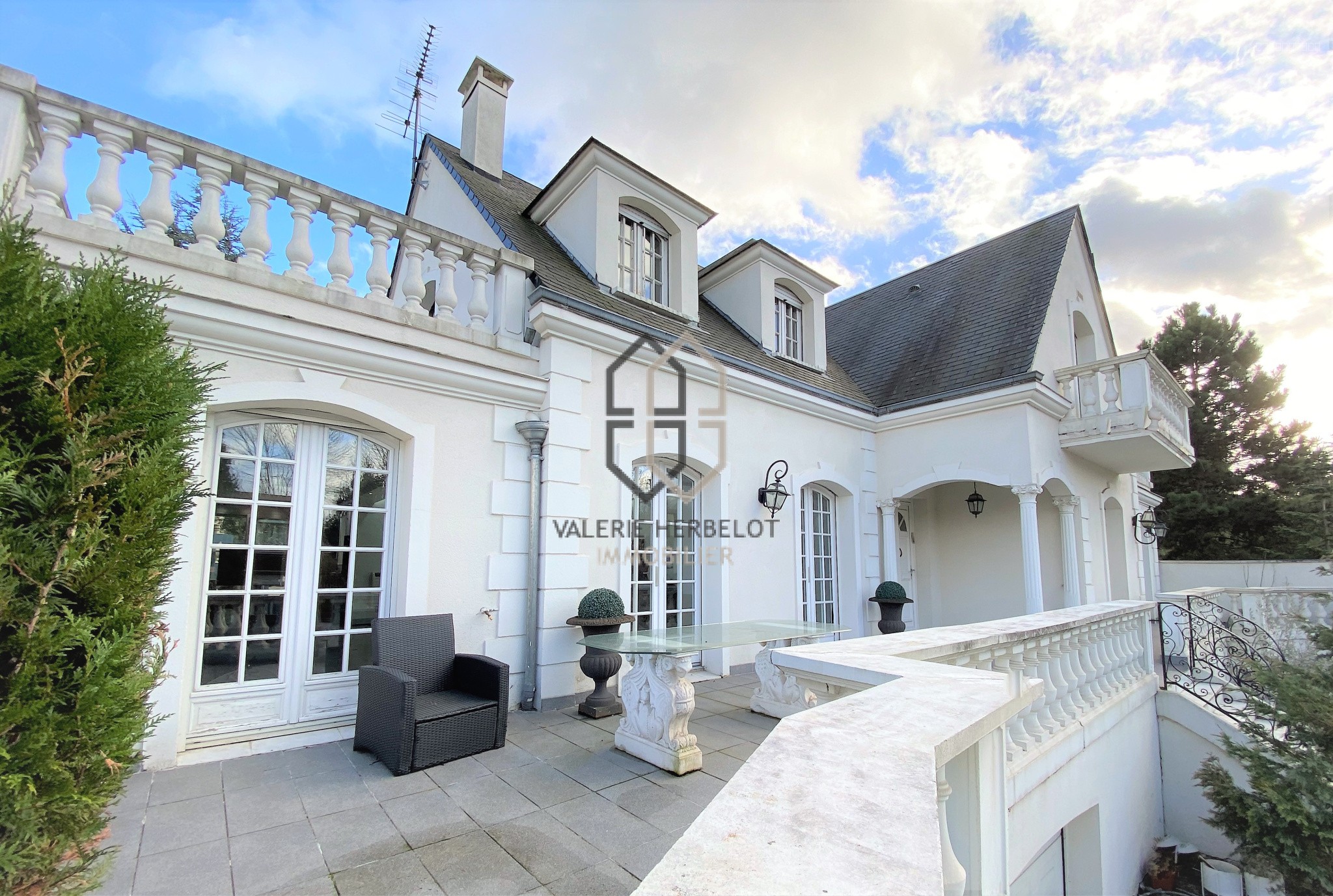Maison contemporaine à proximité immédiate de la Varenne — photo 5