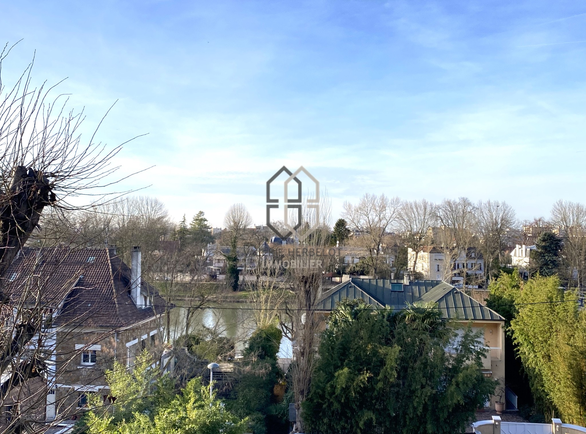Maison de caractère avec beaucoup de potentiel — photo 12