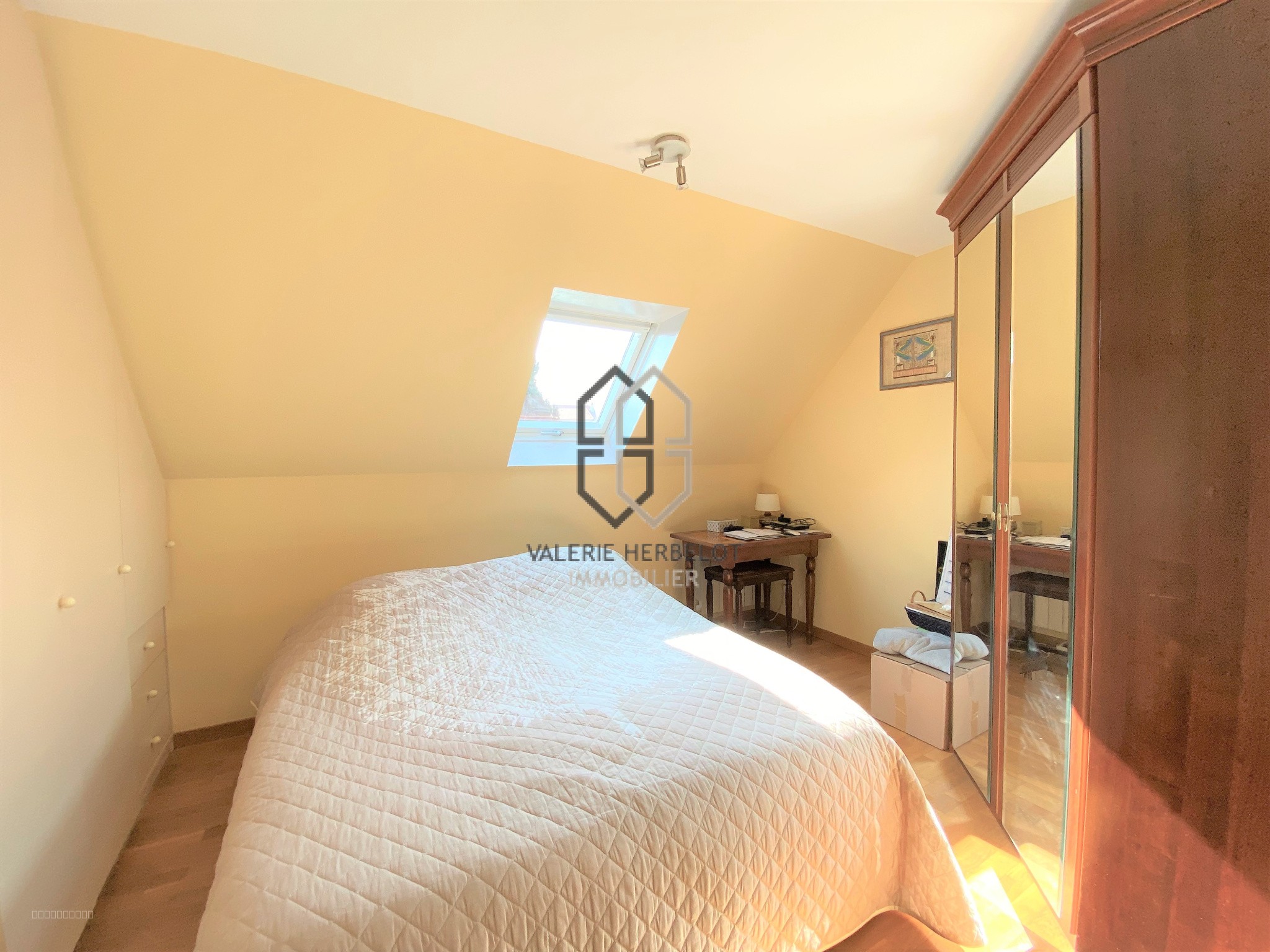 Agréable maison ensoleillée et calme — photo 8