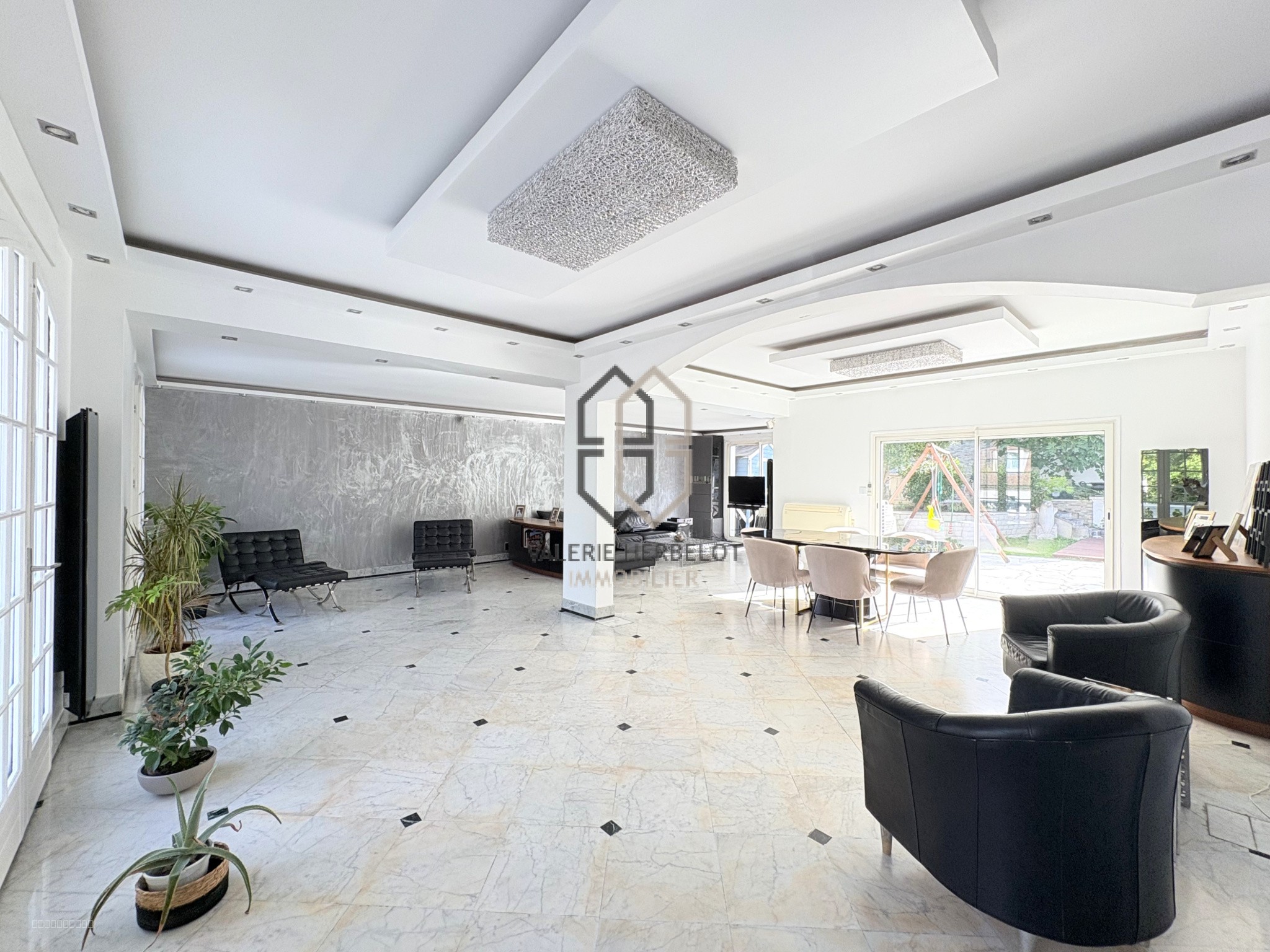 Maison contemporaine à proximité immédiate de la Varenne — photo 10