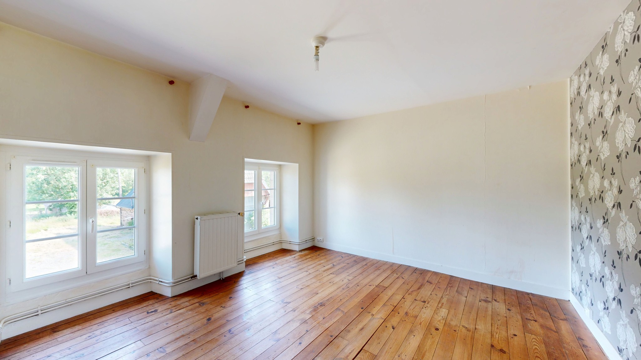 Maison de 163m2 avec dépendances sur terrain d'un hectare — photo 9