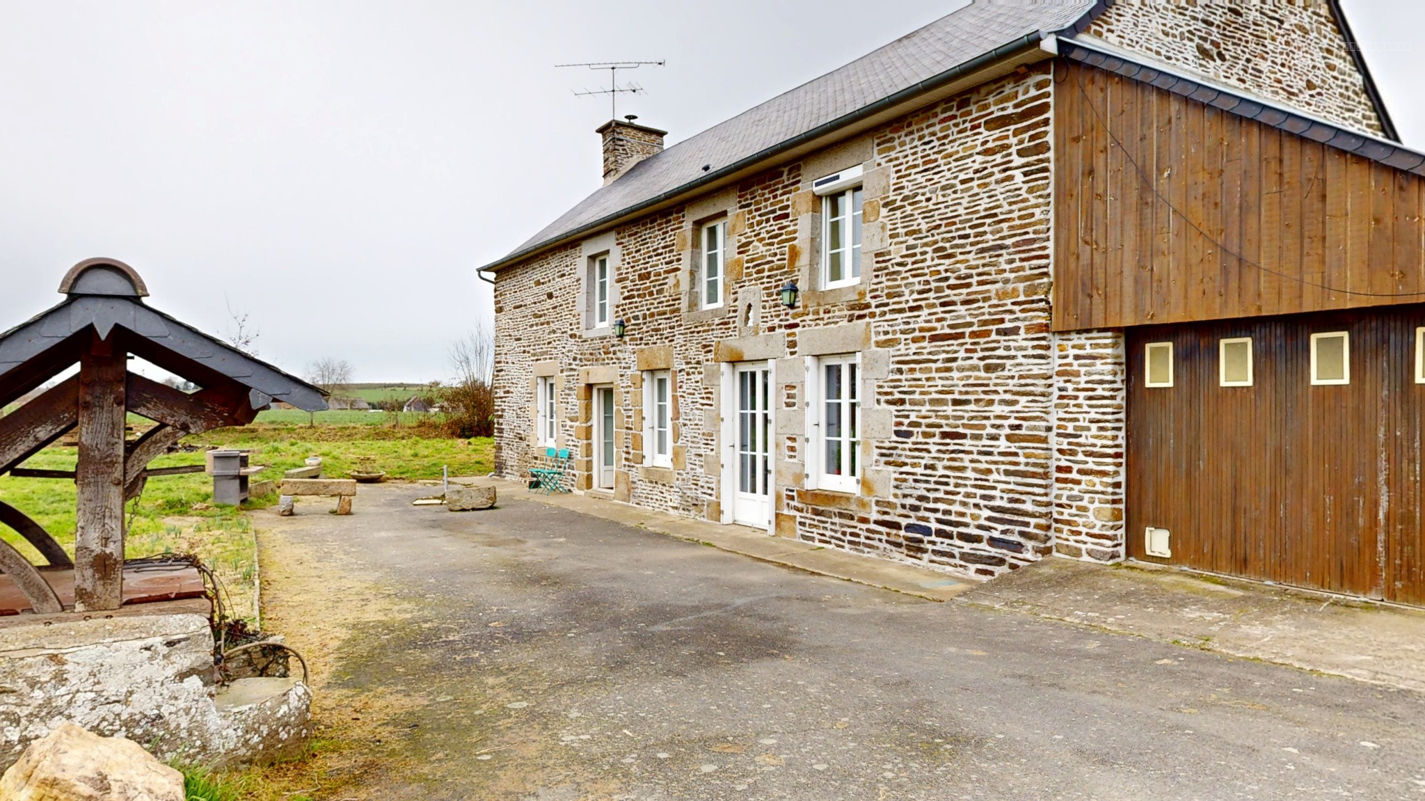 Longère en pierre de 133 m2 proche de Saint-James sur terrain de 1840 m2 — photo 13