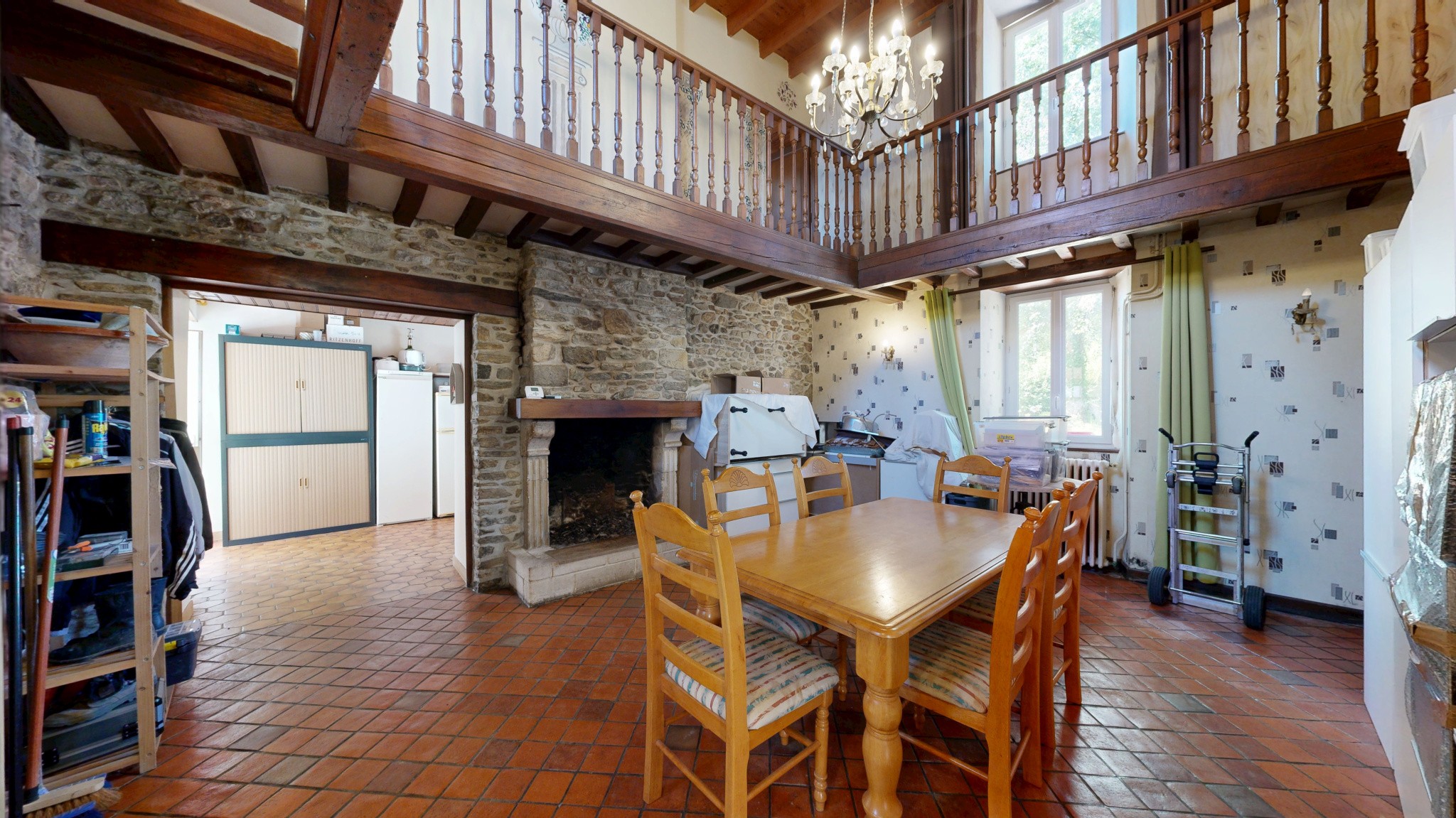 Propriété d'exception avec Gites - 403 m2 sur terrain de 8,5 hectares avec dépendances et étangs. — photo 5