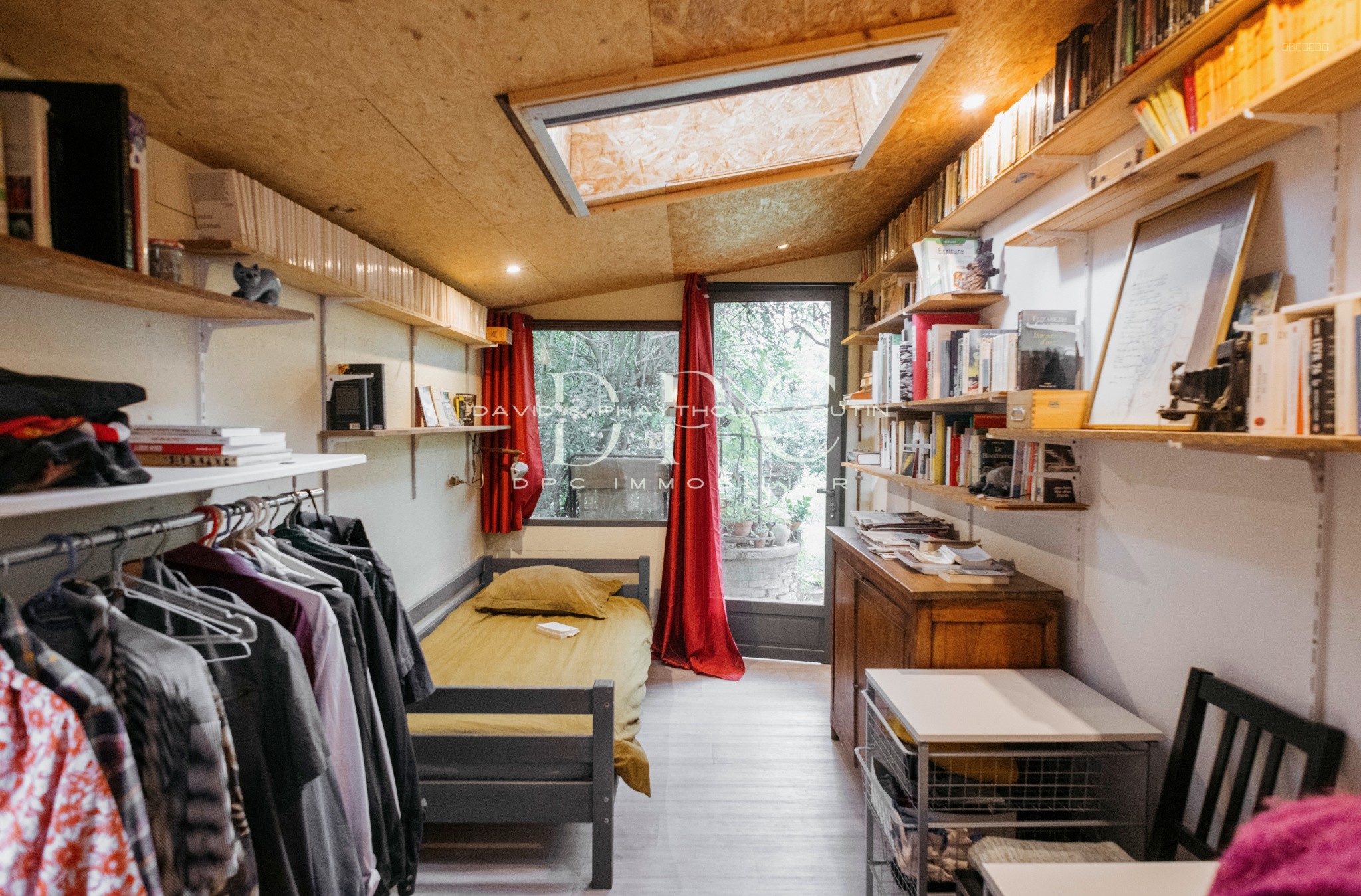 GUILHEMERY GRANDE MAISON 185m2 HABITABLE COMPOSEE DE 3 LOGEMENTS SUR TERRAIN DE + 600M2 — photo 15