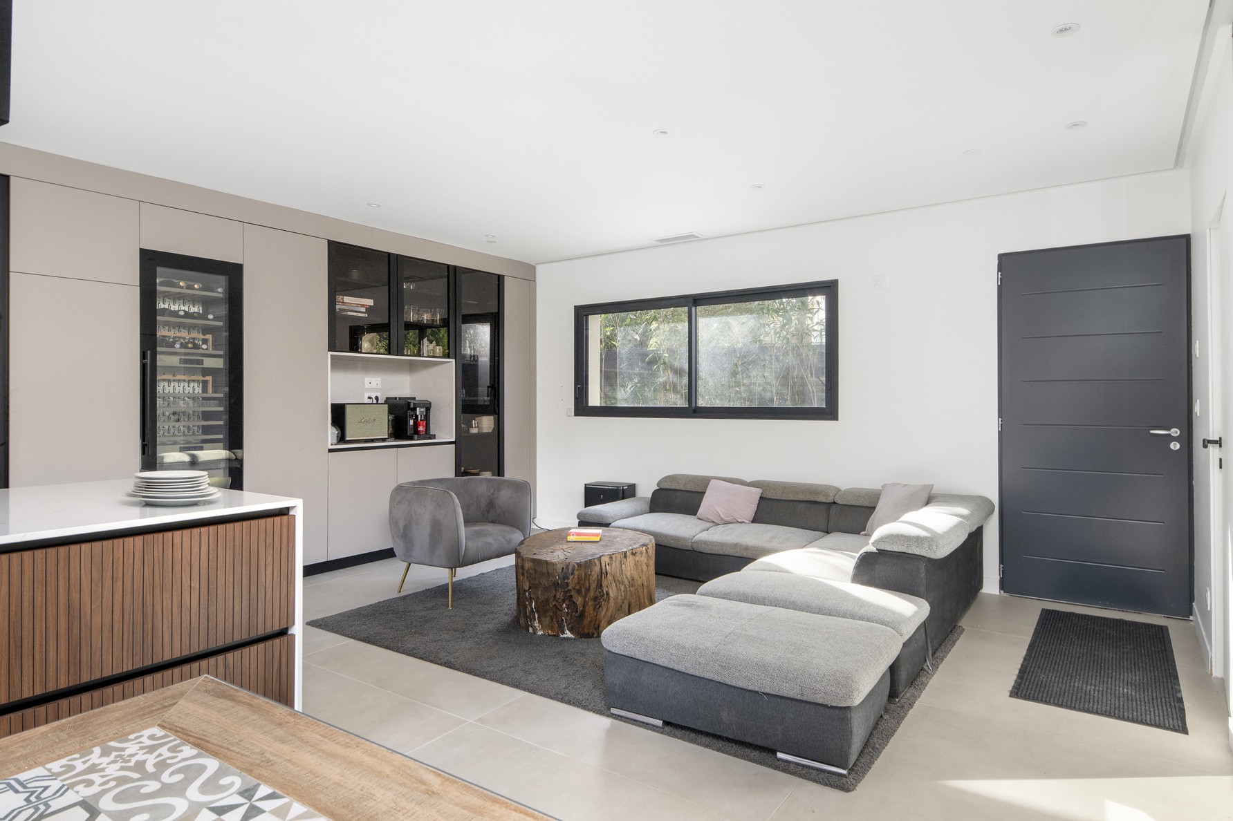 VILLA T6  CONTEMPORAINE DE PLAIN PIED (2025) AVEC GRANDE TERRASSE ET GRAGE AU CALME — photo 7