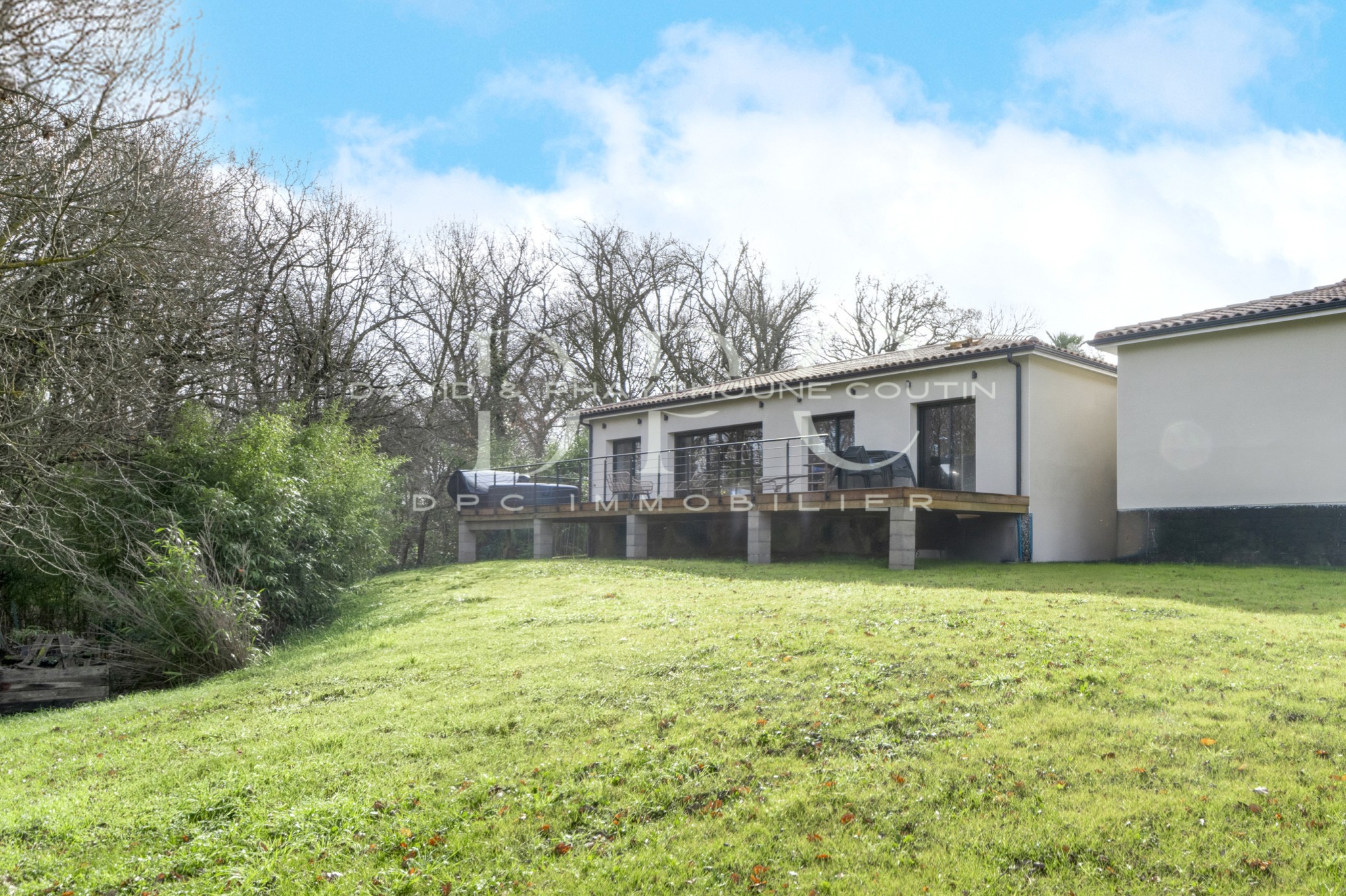 VILLA T6  CONTEMPORAINE DE PLAIN PIED (2025) AVEC GRANDE TERRASSE ET GRAGE AU CALME — photo 12