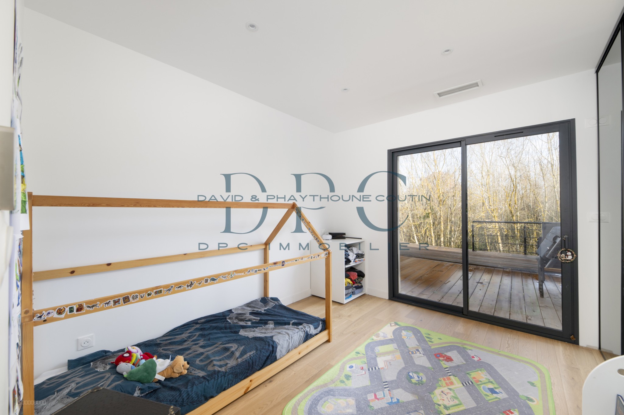 VILLA T6  CONTEMPORAINE DE PLAIN PIED (2025) AVEC GRANDE TERRASSE ET GRAGE AU CALME — photo 10