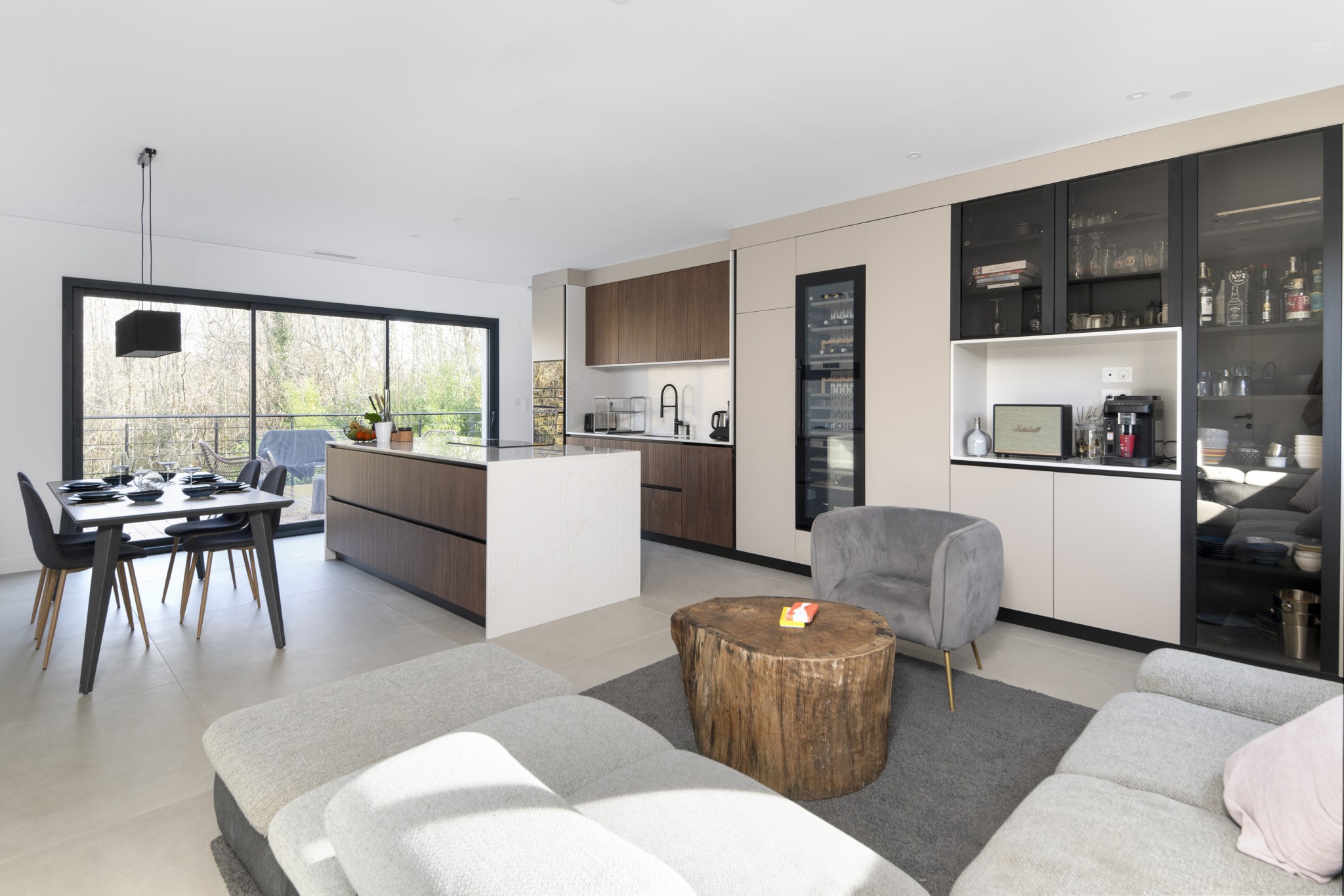 VILLA T6  CONTEMPORAINE DE PLAIN PIED (2025) AVEC GRANDE TERRASSE ET GRAGE AU CALME — photo 3