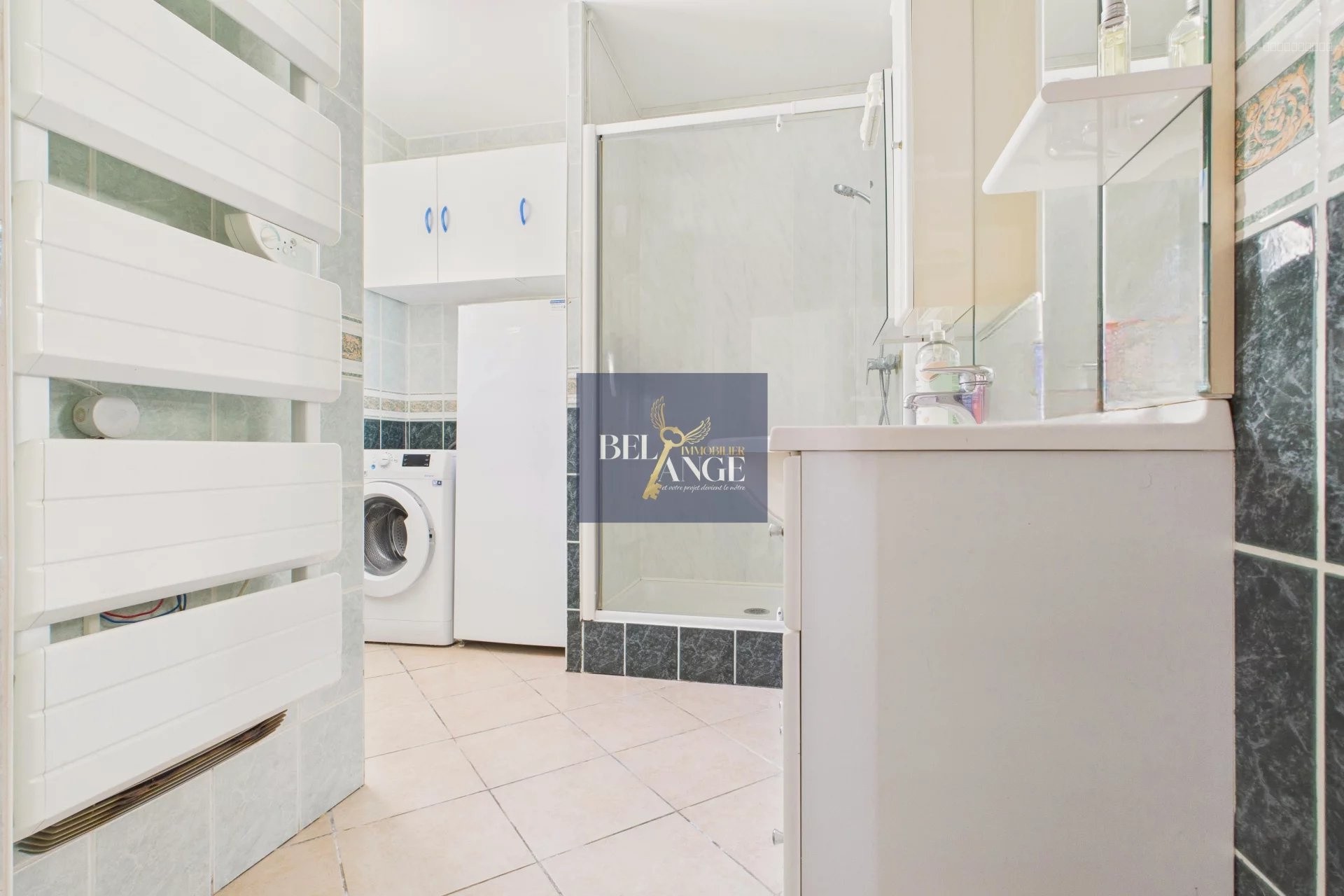 Maison traditionnelle avec piscine — photo 9