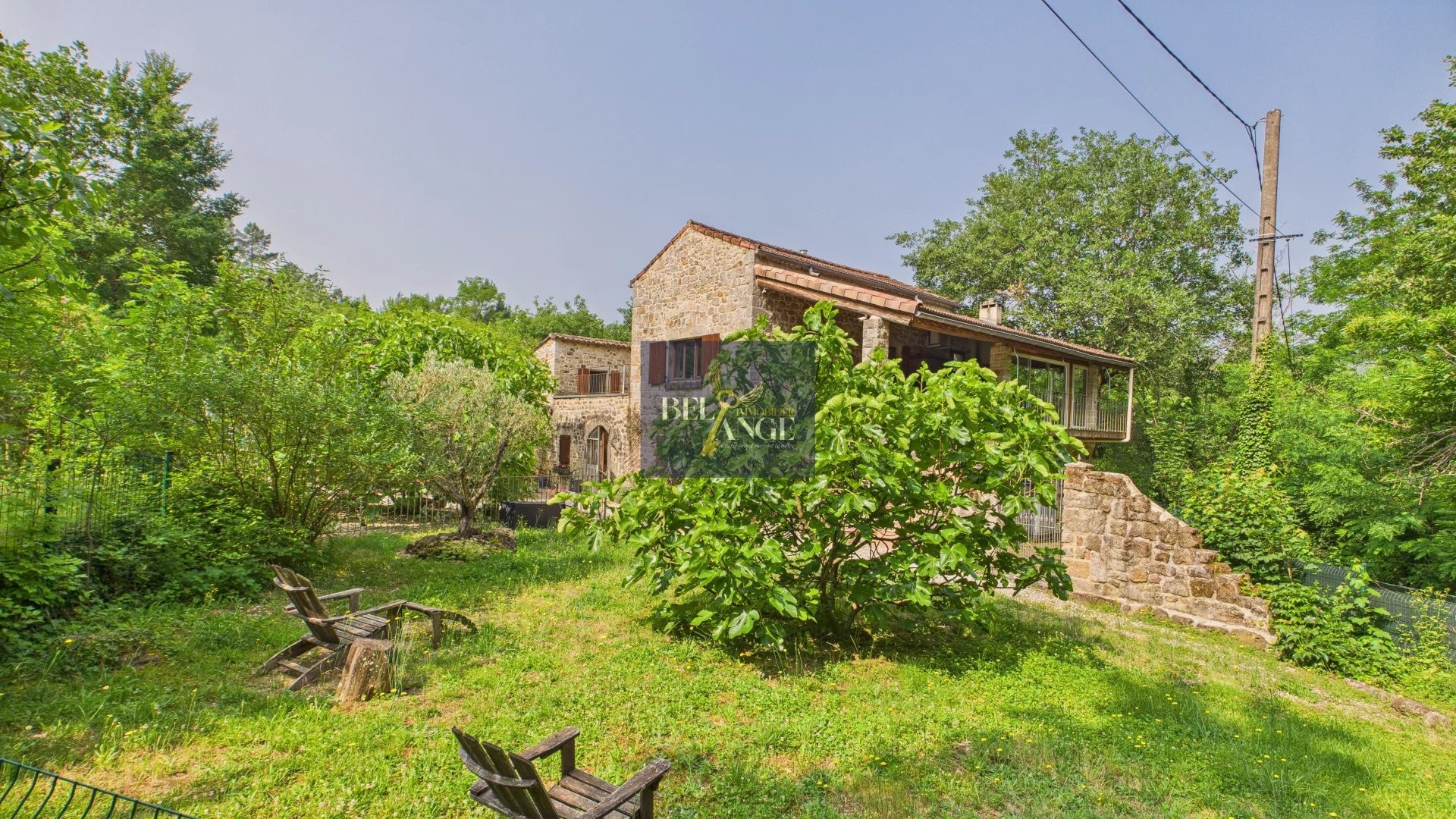 Un Mas de caractère au cœur de l’Ardèche, entre nature, charme et rentabilité, piscine et terrain — photo 17