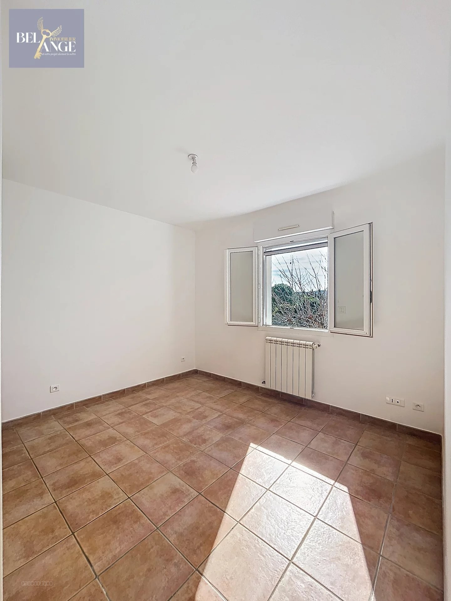 Jolie Maison secteur calme. — photo 10
