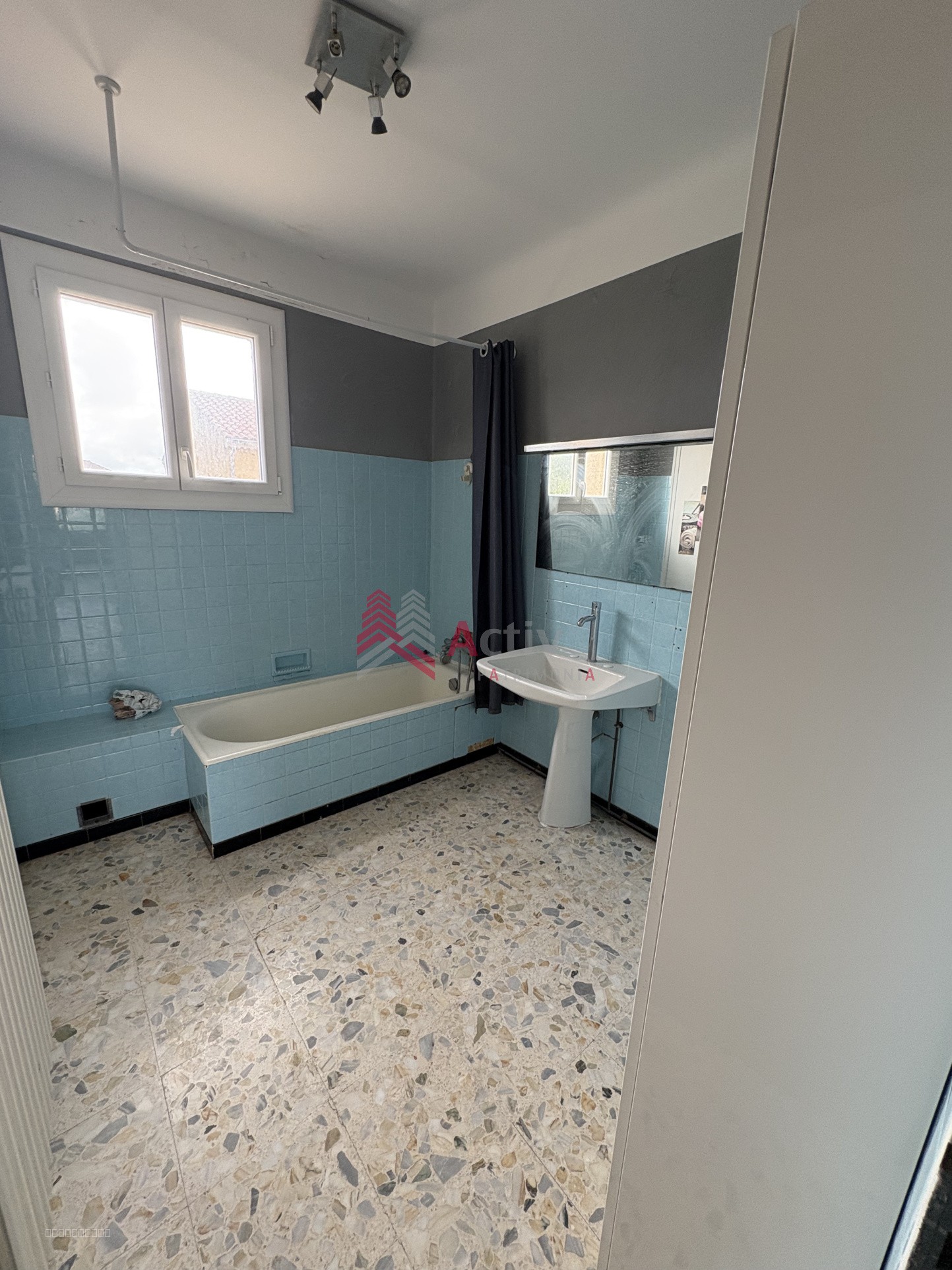 Port Saint Louis du Rhône, grande villa 161 m2 avec fort potentiel à vendre. — photo 18