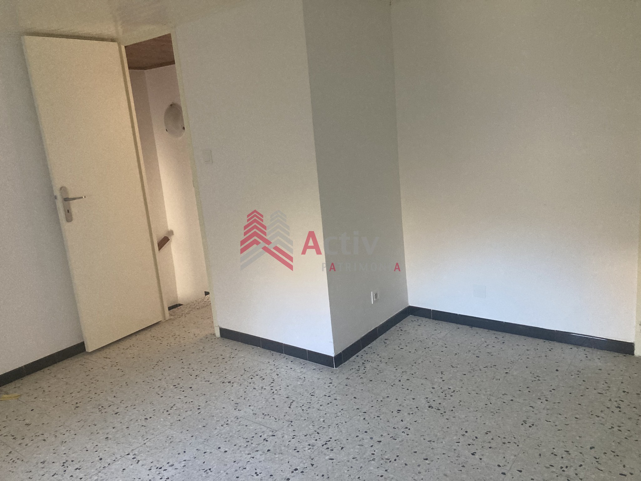 A VENDRE : MAISON DE VILLAGE 5 PIECES AU COEUR DE GRAVESON — photo 9