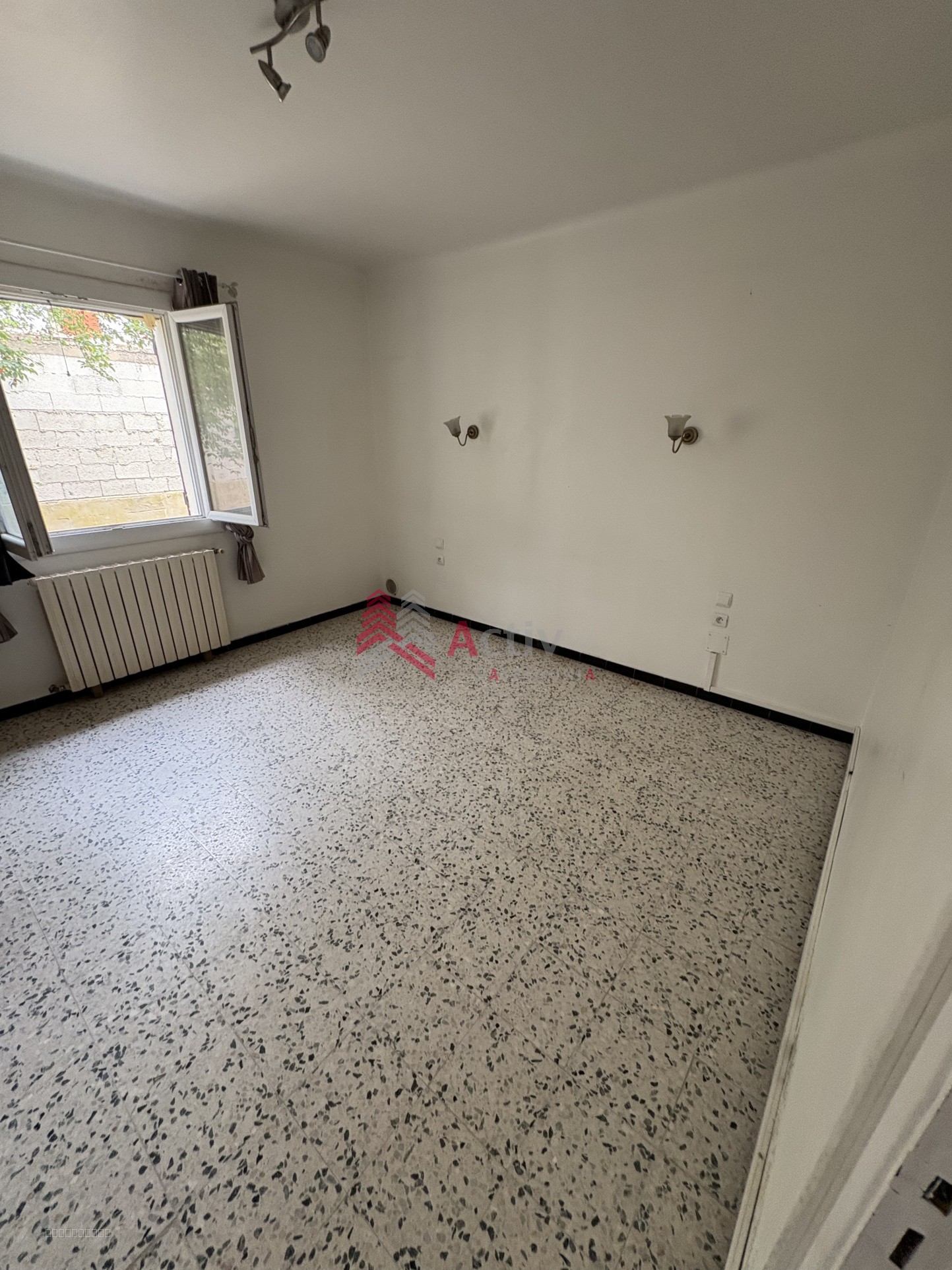 Port Saint Louis du Rhône, grande villa 161 m2 avec fort potentiel à vendre. — photo 20