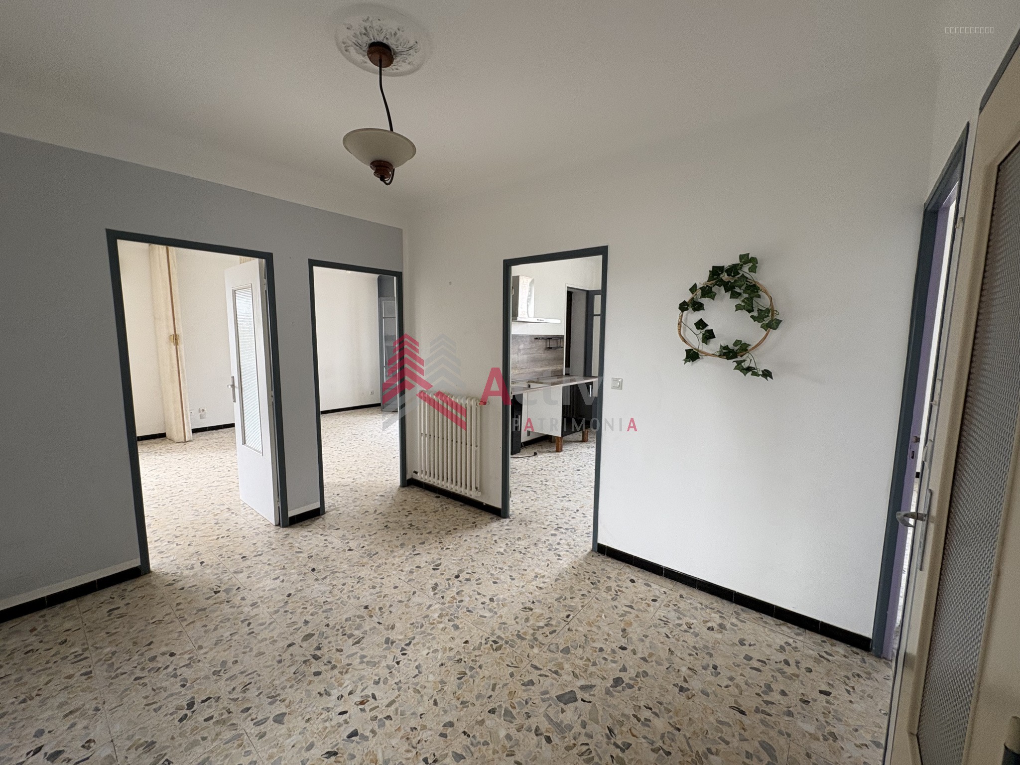 Port Saint Louis du Rhône, grande villa 161 m2 avec fort potentiel à vendre. — photo 13