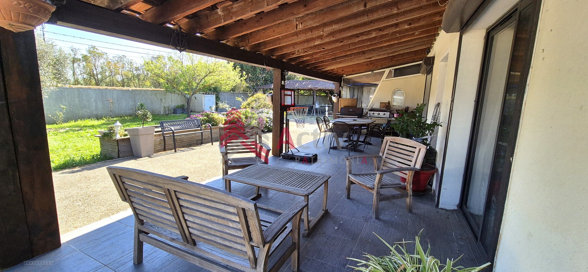 Arles   Propriété de 300 m2 avec piscine, sauna et logement indépendant — photo 10