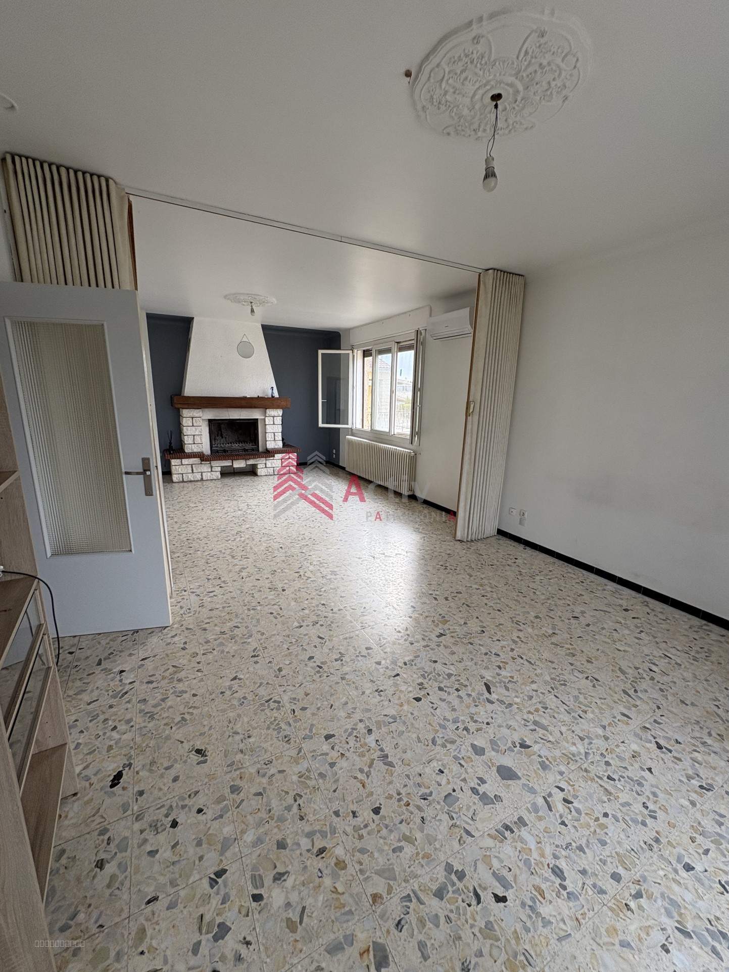 Port Saint Louis du Rhône, grande villa 161 m2 avec fort potentiel à vendre. — photo 4