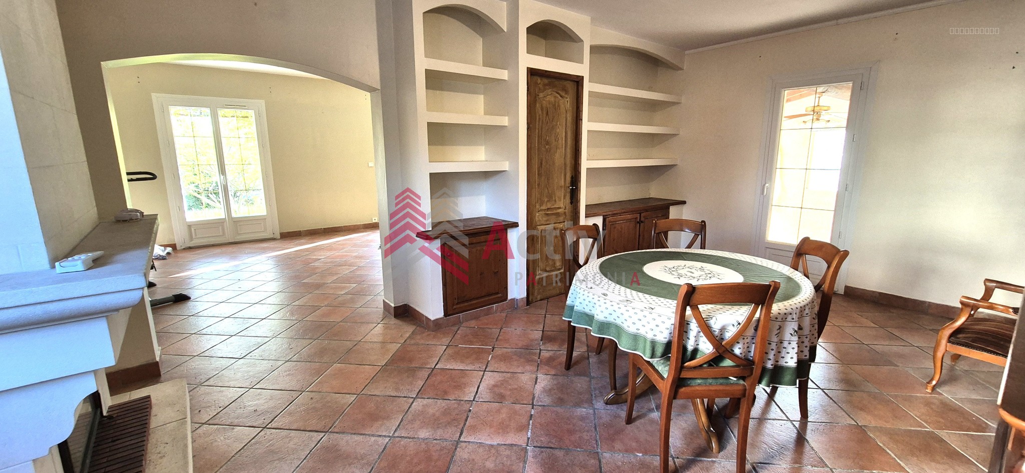 Paradou : maison provençale avec 4 chambres, piscine et jardin — photo 5