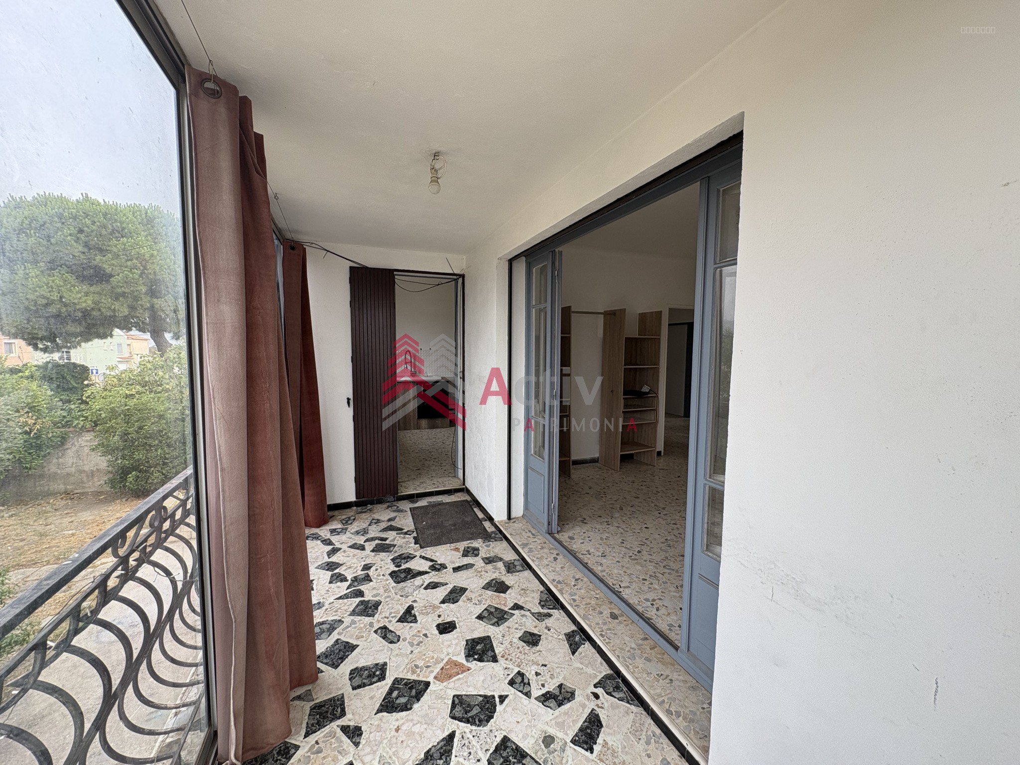 Port Saint Louis du Rhône, grande villa 161 m2 avec fort potentiel à vendre. — photo 17