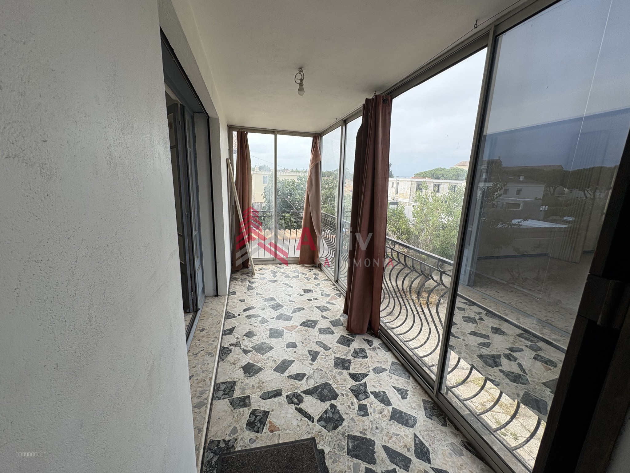 Port Saint Louis du Rhône, grande villa 161 m2 avec fort potentiel à vendre. — photo 16