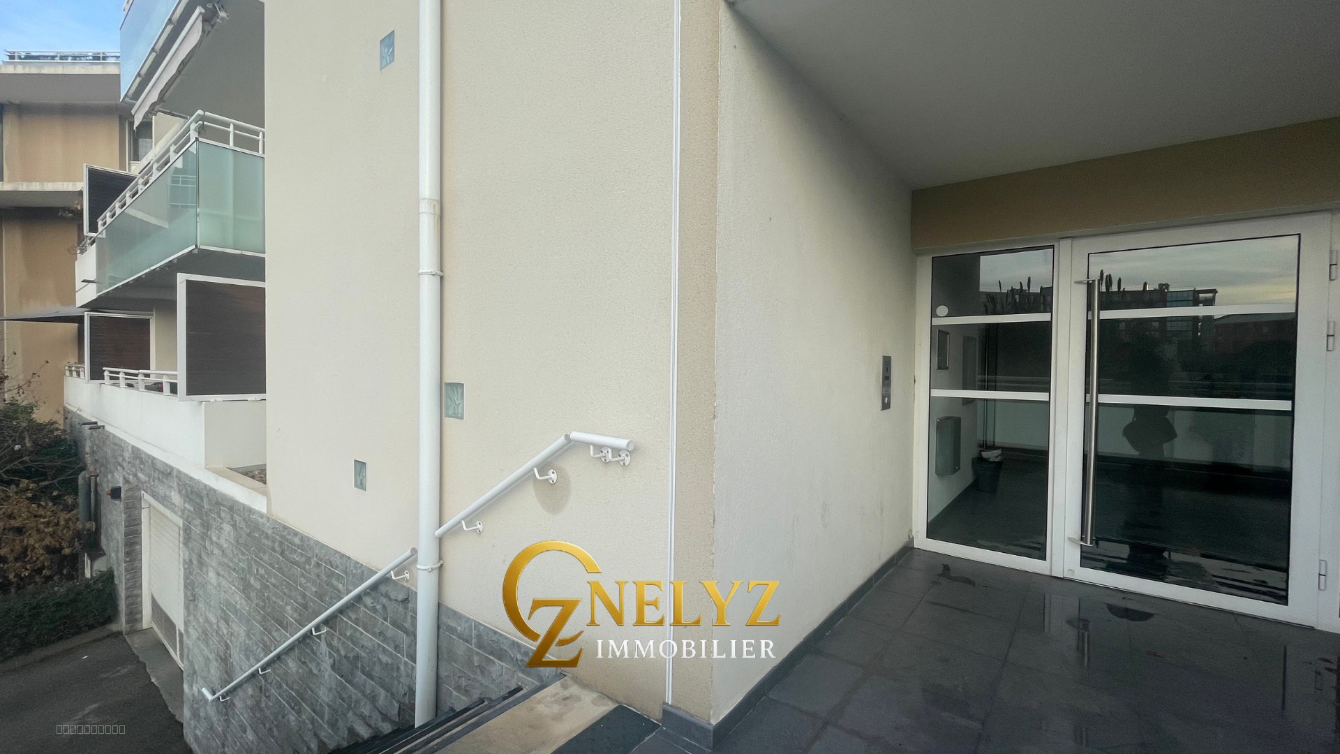 Appartement d’exception T5   Terrasse 80 m2   Panorama mer & reliefs   Résidence récente — photo 14