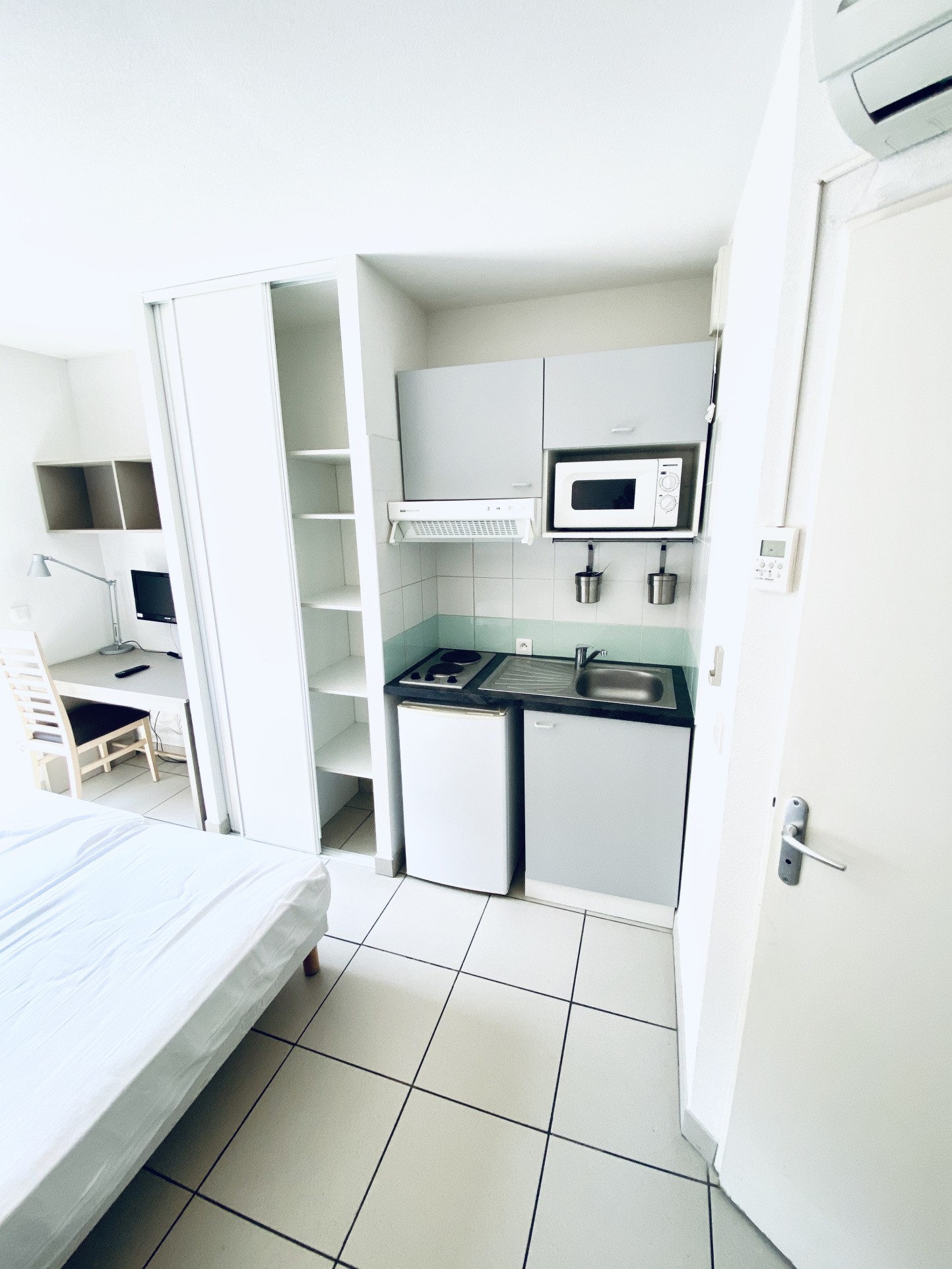 AIX-EN-PROVENCE . INVESTISSEURS - 18 M2 -  TOUTES OPTIONS - VENDU LOUE OU LIBRE — photo 7