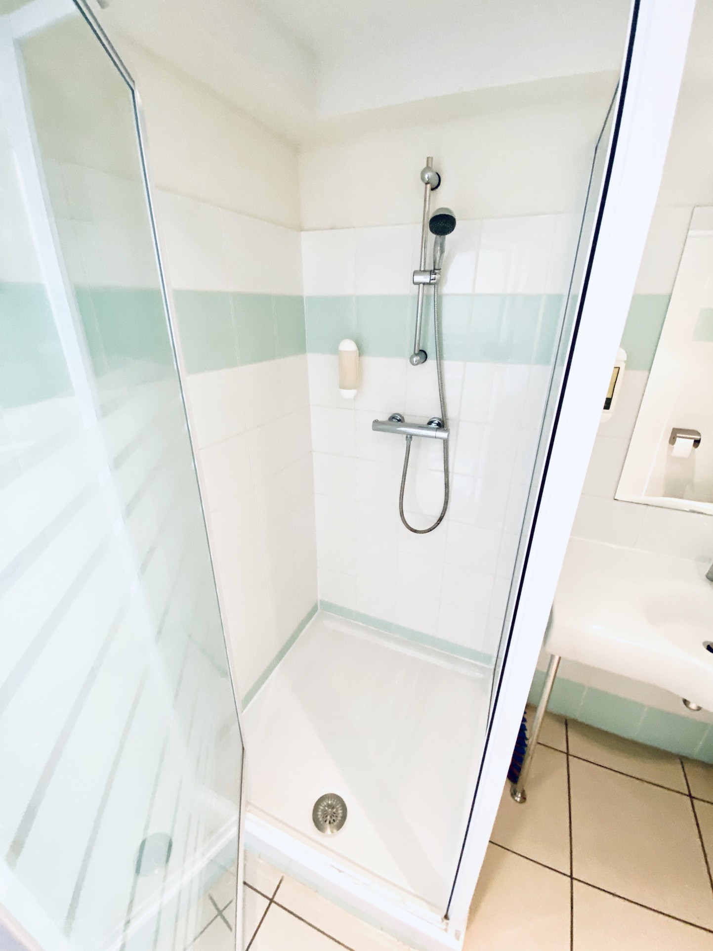 AIX-EN-PROVENCE . INVESTISSEURS - 18 M2 -  TOUTES OPTIONS - VENDU LOUE OU LIBRE — photo 12