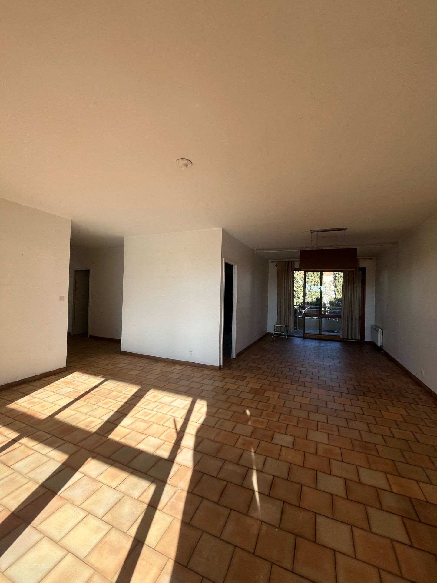 Pigonnet Aix Sud T3/4 superbe potentiel avec terrasses — photo 2