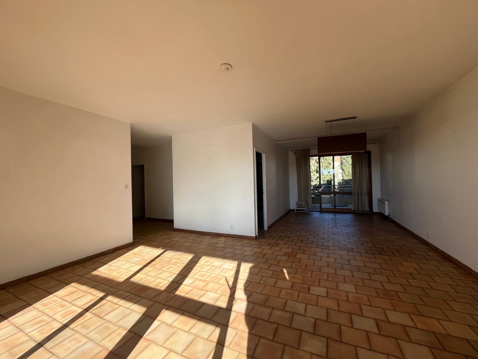 Pigonnet Aix Sud T3/4 superbe potentiel avec terrasses — photo 10