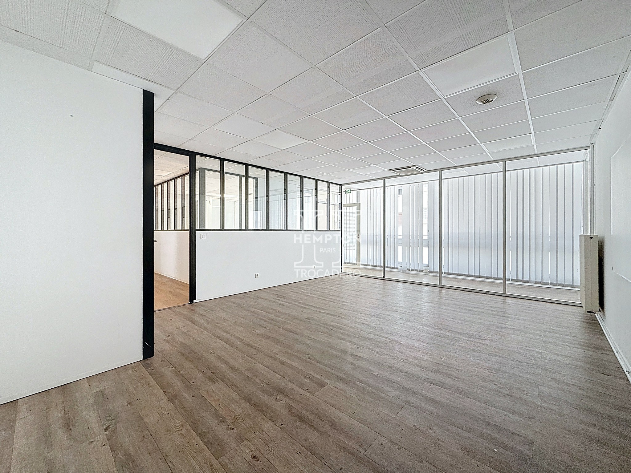 TROCADERO - Bureaux à Louer 330 m2 — photo 18