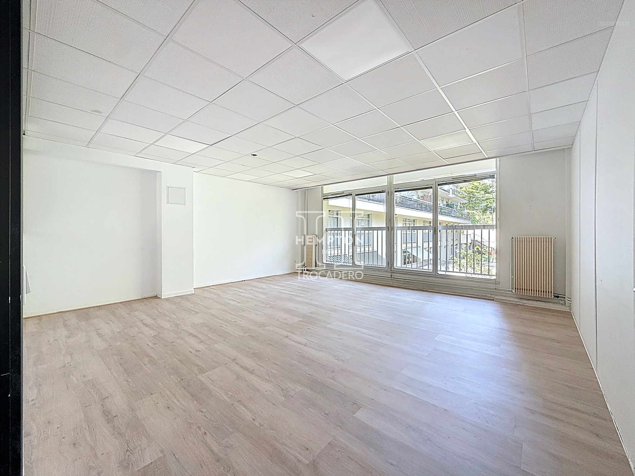 TROCADERO - Bureaux à Louer 330 m2 — photo 11