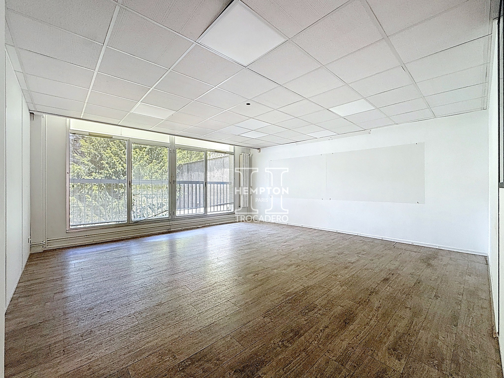 TROCADERO - Bureaux à Louer 330 m2 — photo 9
