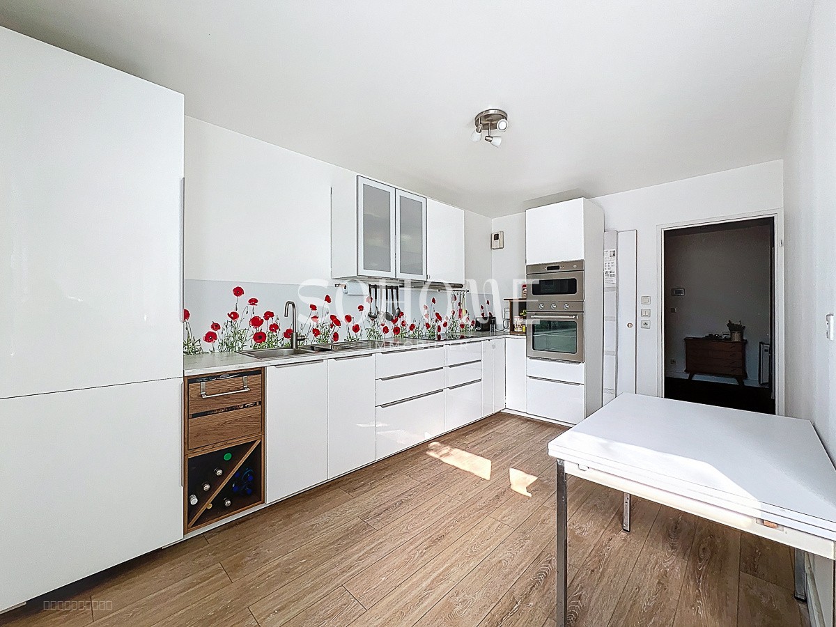 FLOWERS - APPARTEMENT TYPE 4 AVEC JARDIN - HYPER CENTRE REIMS — photo 8