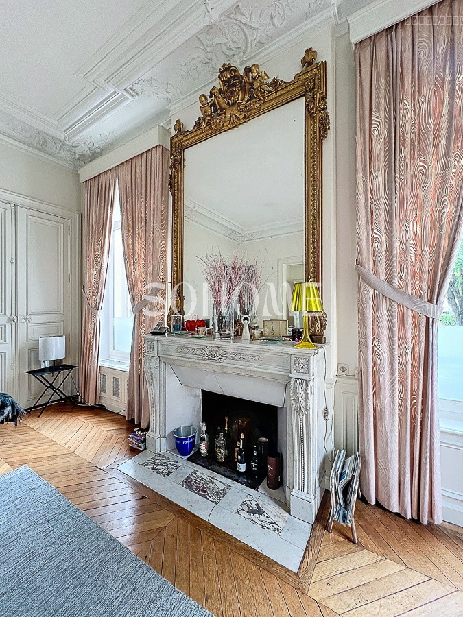 APPARTEMENT T4 AVEC JARDIN - CENTRE VILLE — photo 7