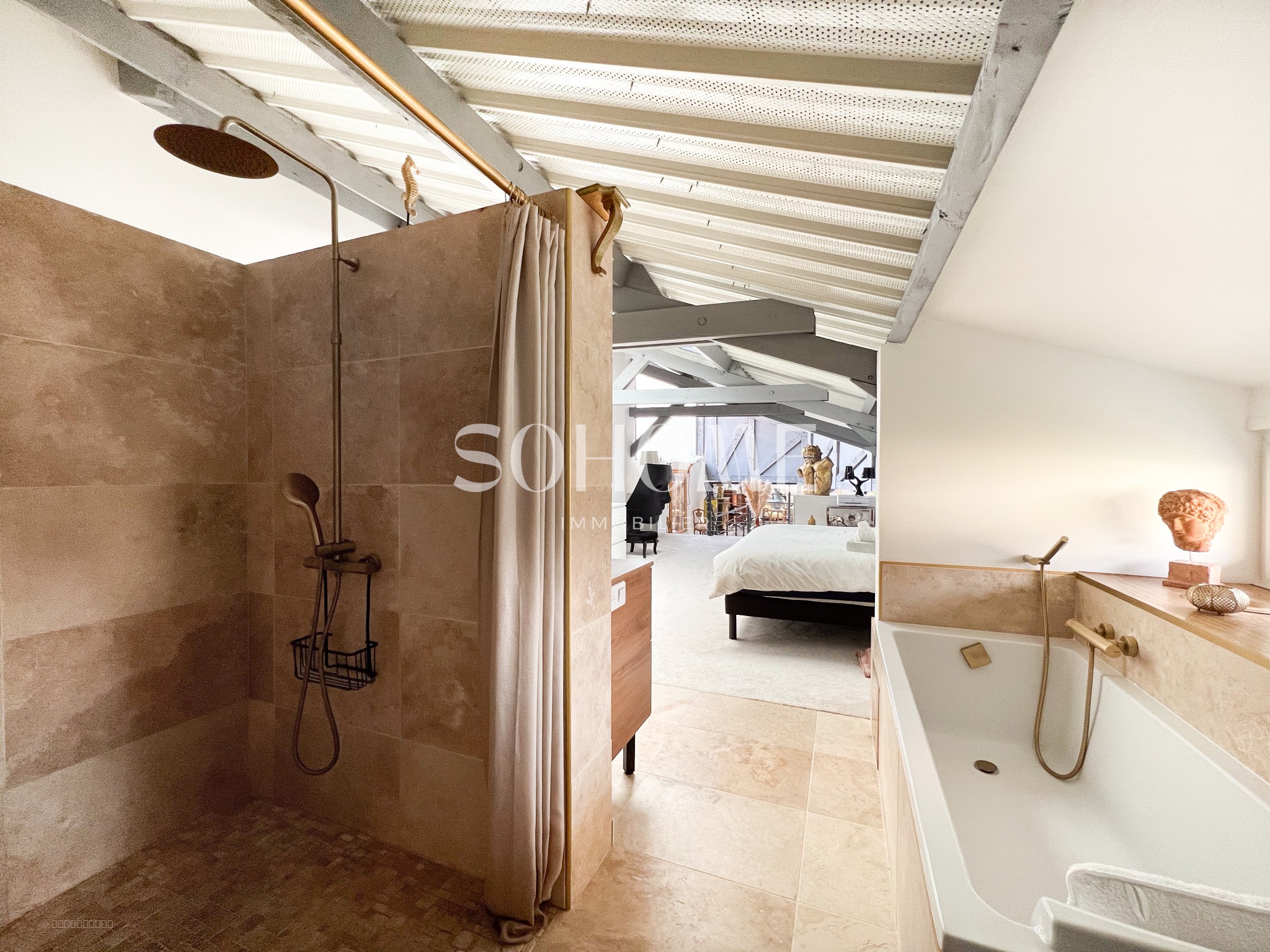L'ESTHÈTE - LOFT AVEC COUR - OUEST DE REIMS — photo 6
