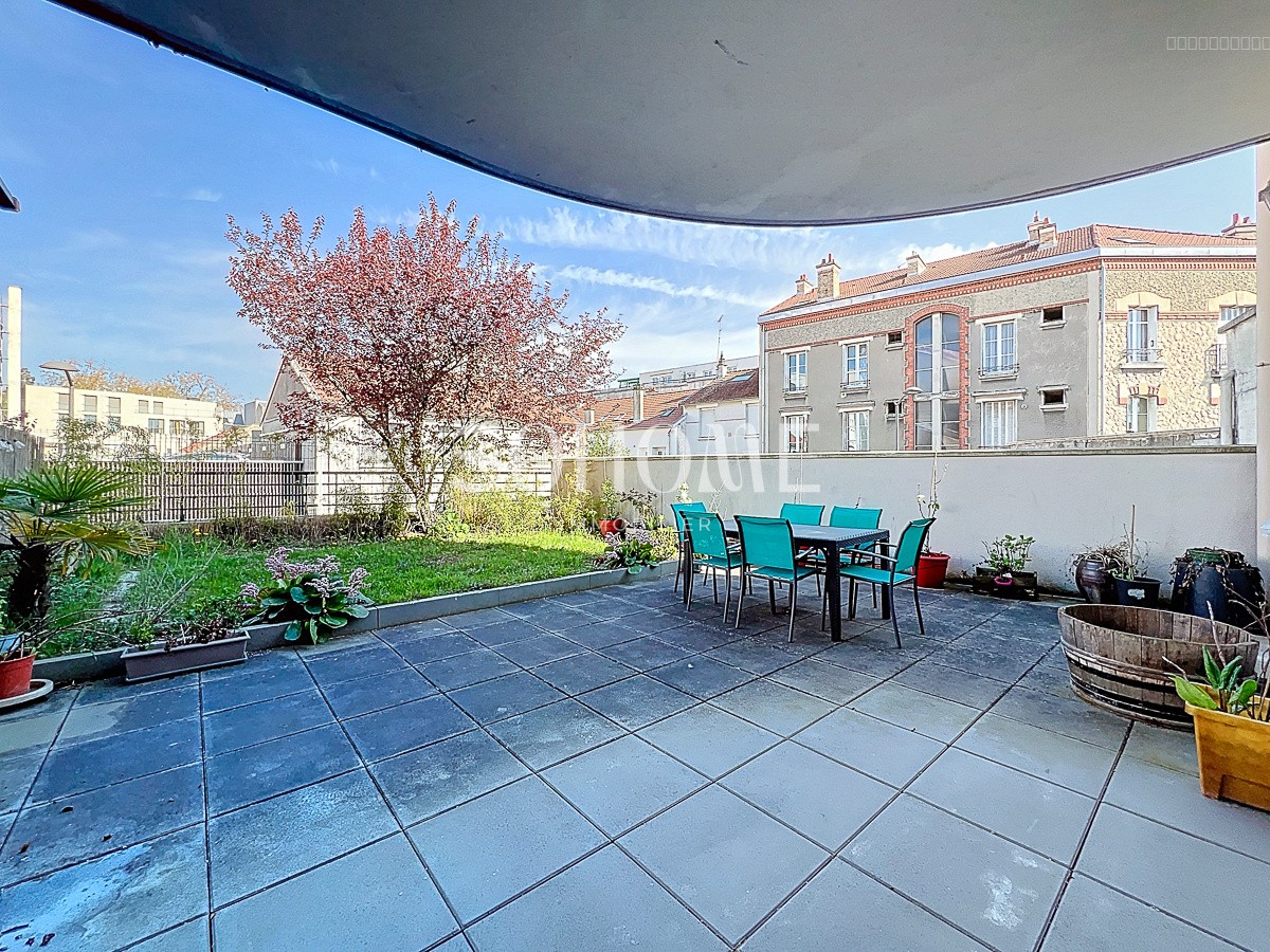FLOWERS - APPARTEMENT TYPE 4 AVEC JARDIN - HYPER CENTRE REIMS — photo 5
