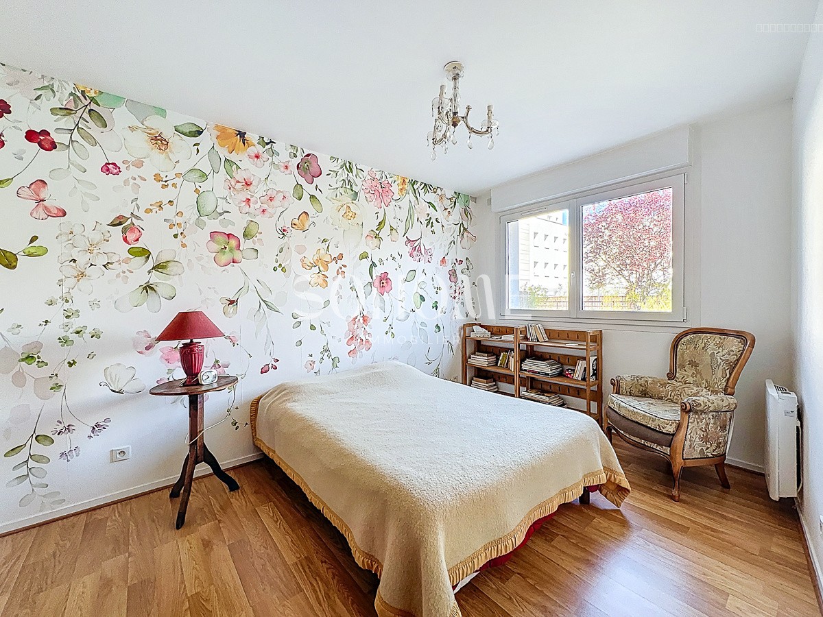 FLOWERS - APPARTEMENT TYPE 4 AVEC JARDIN - HYPER CENTRE REIMS — photo 11