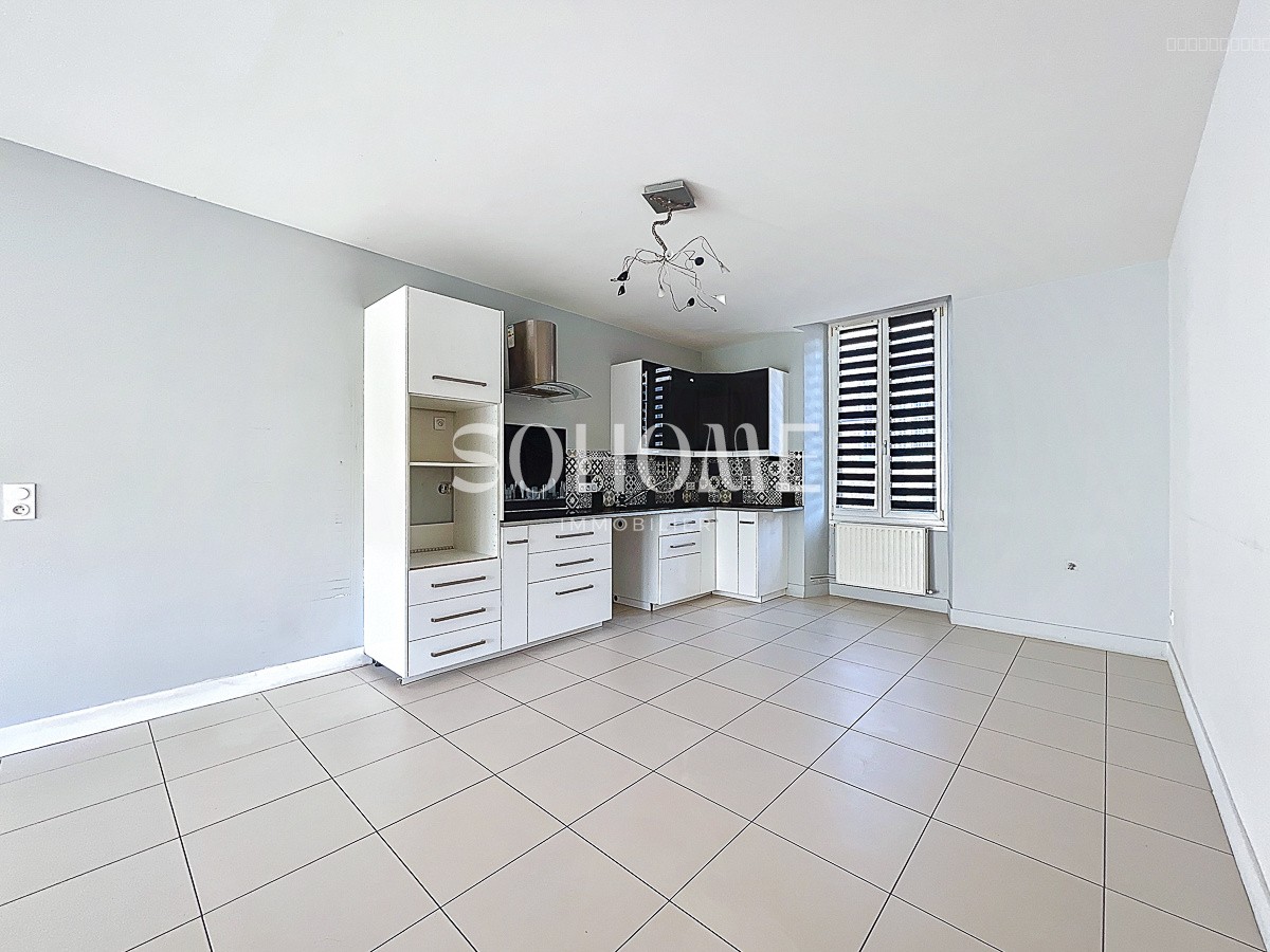 APPARTEMENT T4 AVEC JARDIN - EPERNAY — photo 7