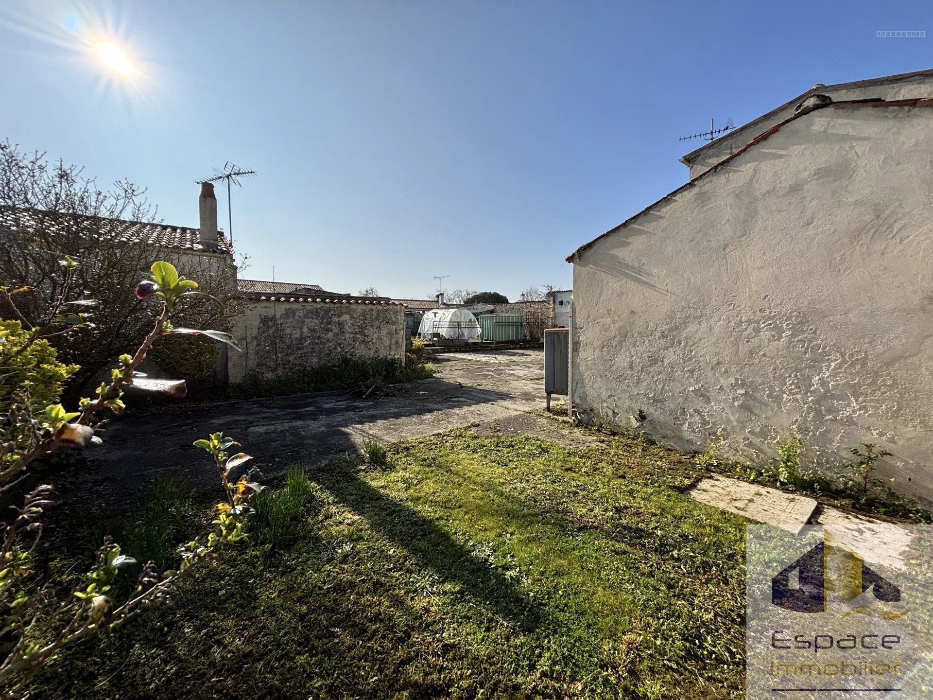 Maison à rénover au coeur de Bourgneuf — photo 5