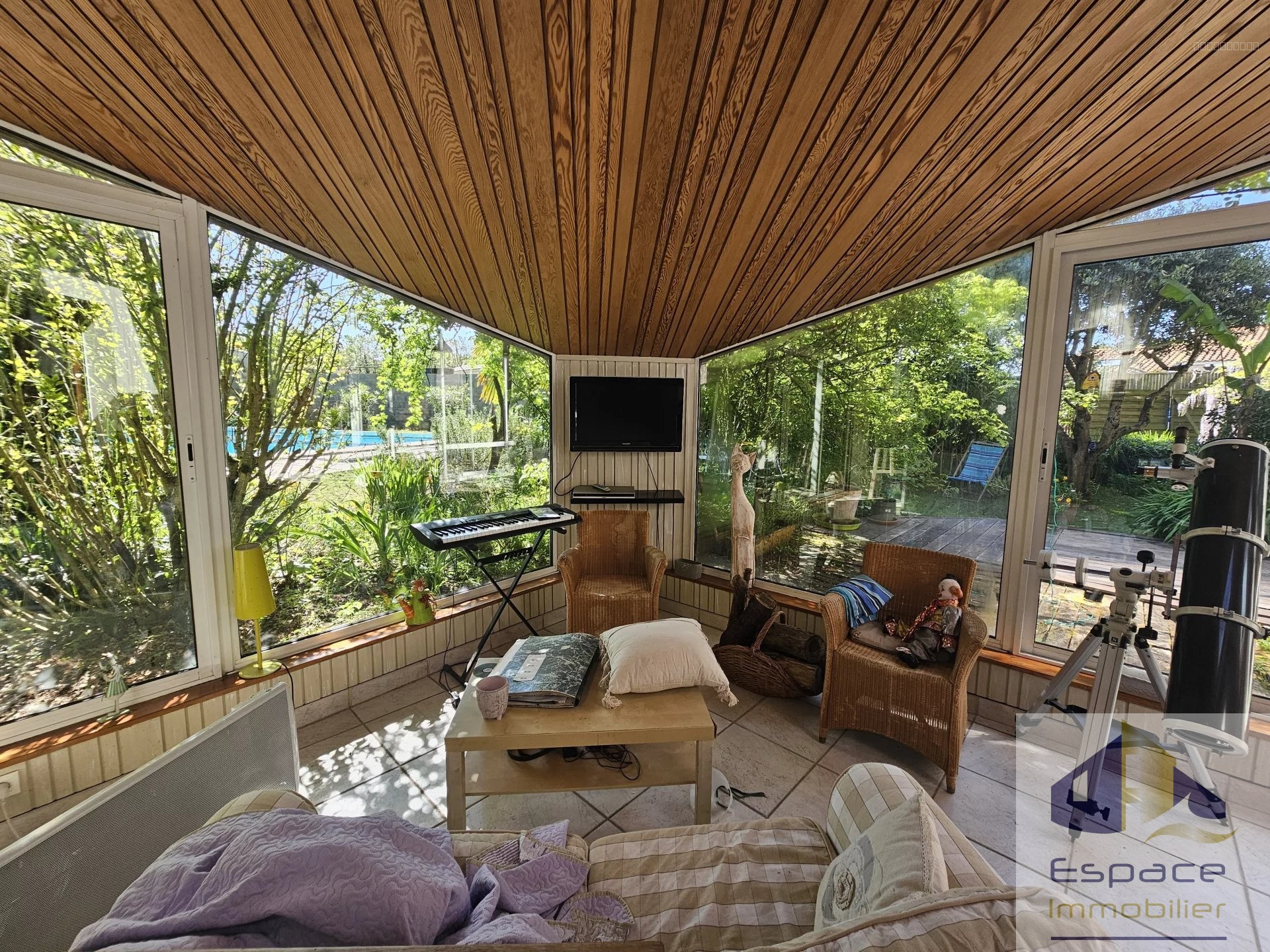 Maison de 210m2 avec studio indépendant sur 1612m2 — photo 7