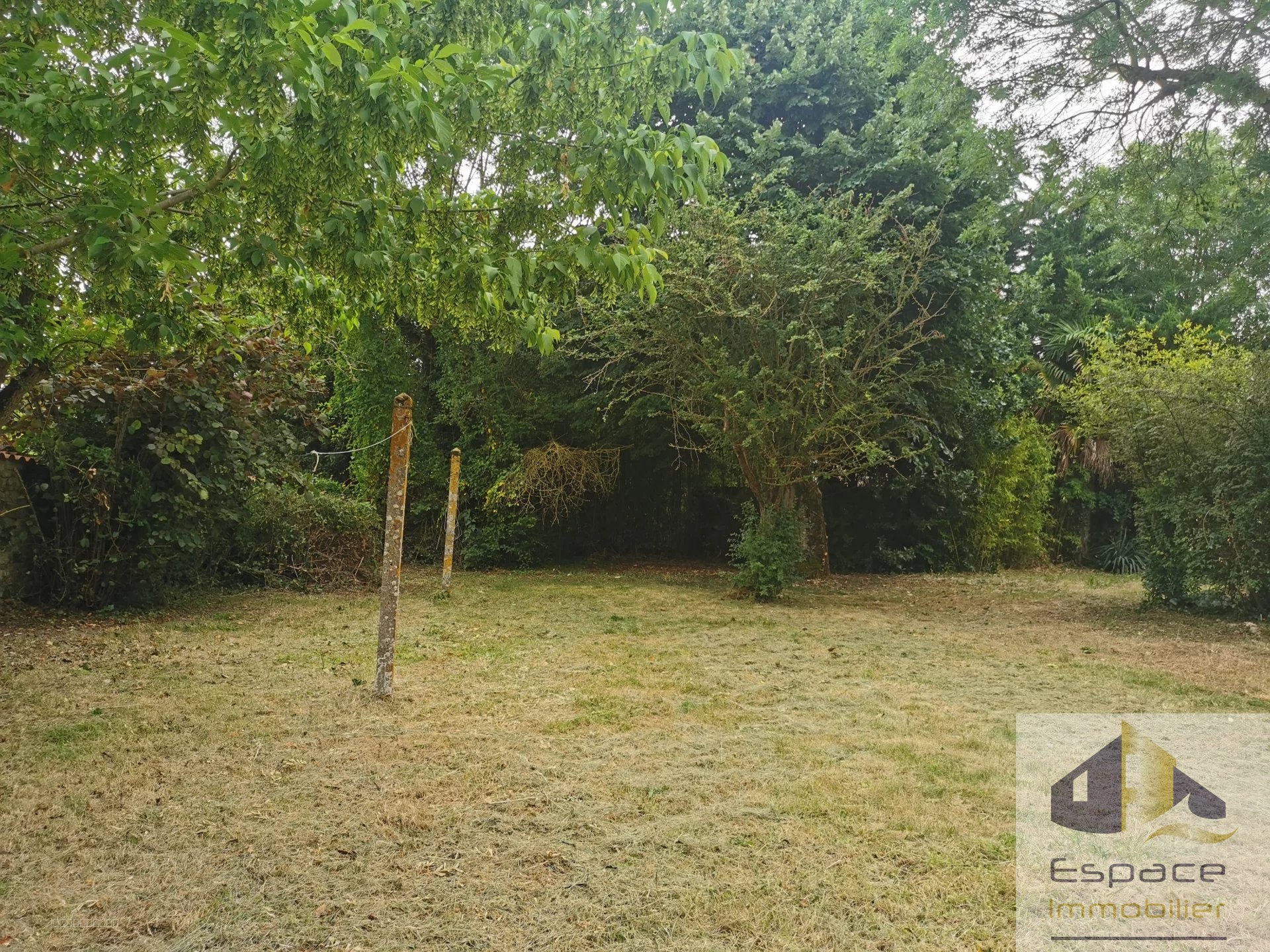 TERRAIN 490 m2 — photo 2