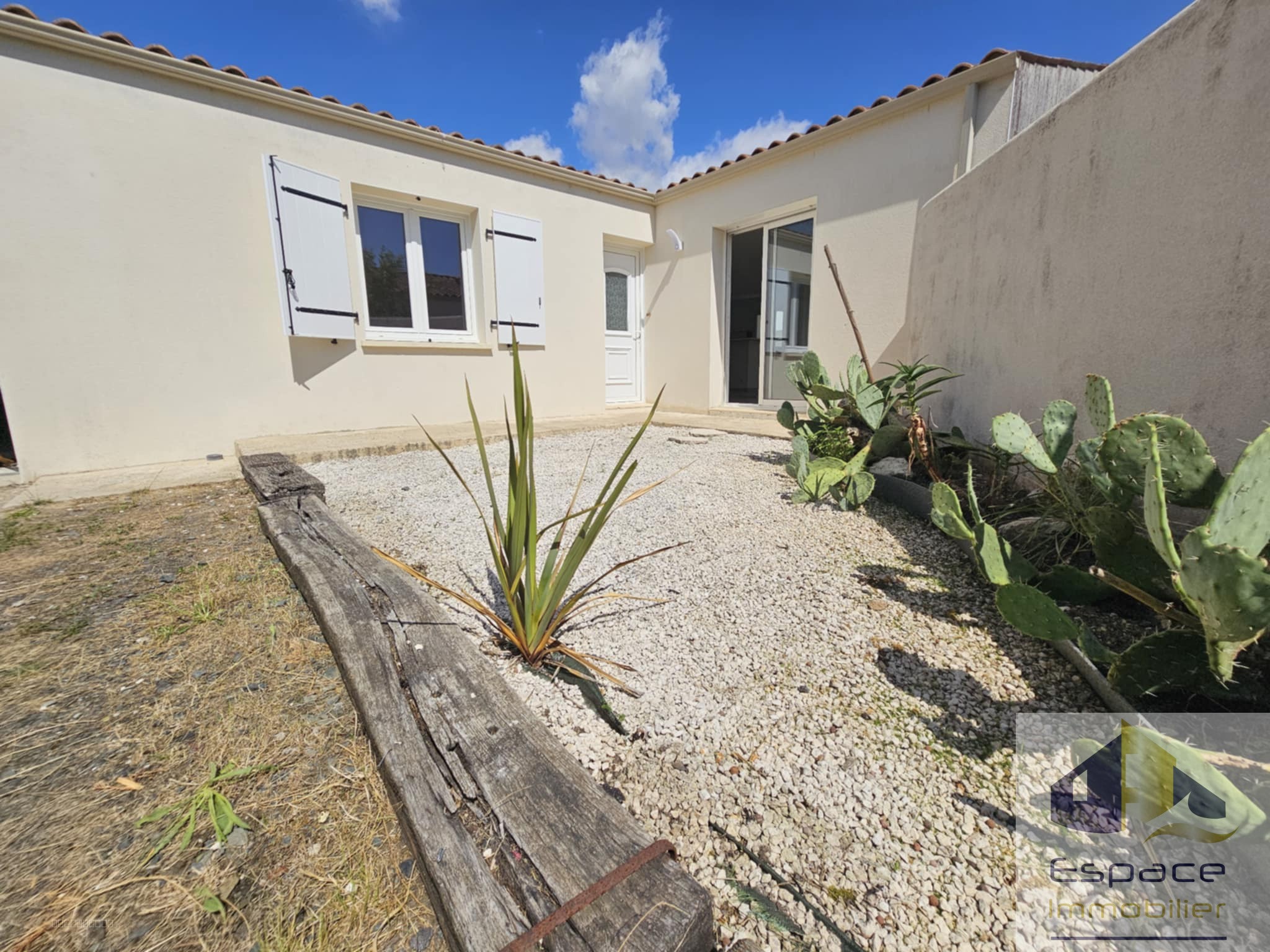 Maison de plain-pied, au calme à ST Christophe — photo 10